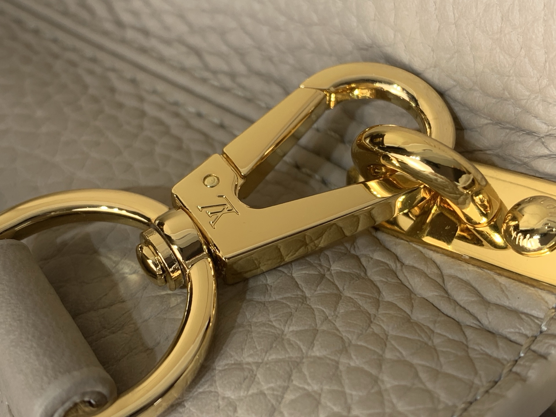 Louis Vuitton Basic Bag Gray M-s