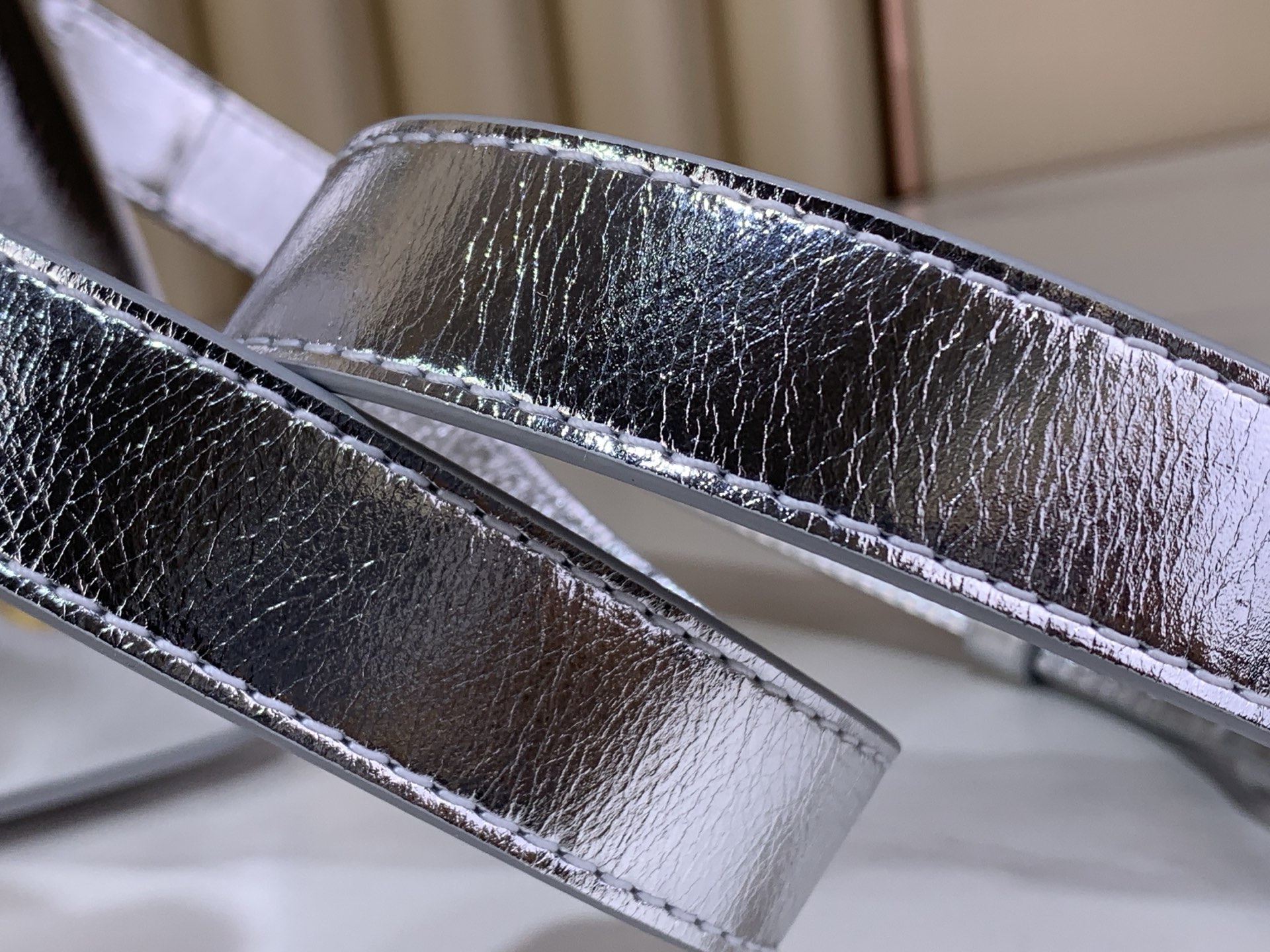 Louis Vuitton Basic Bag Silver M-l-s