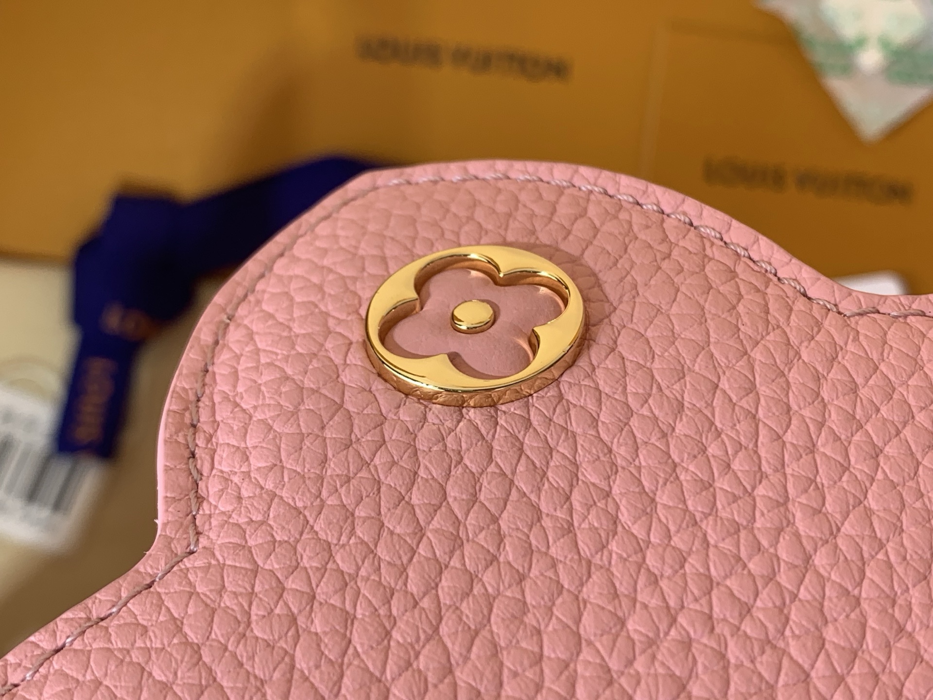 Louis Vuitton Basic Bag Pink M-s