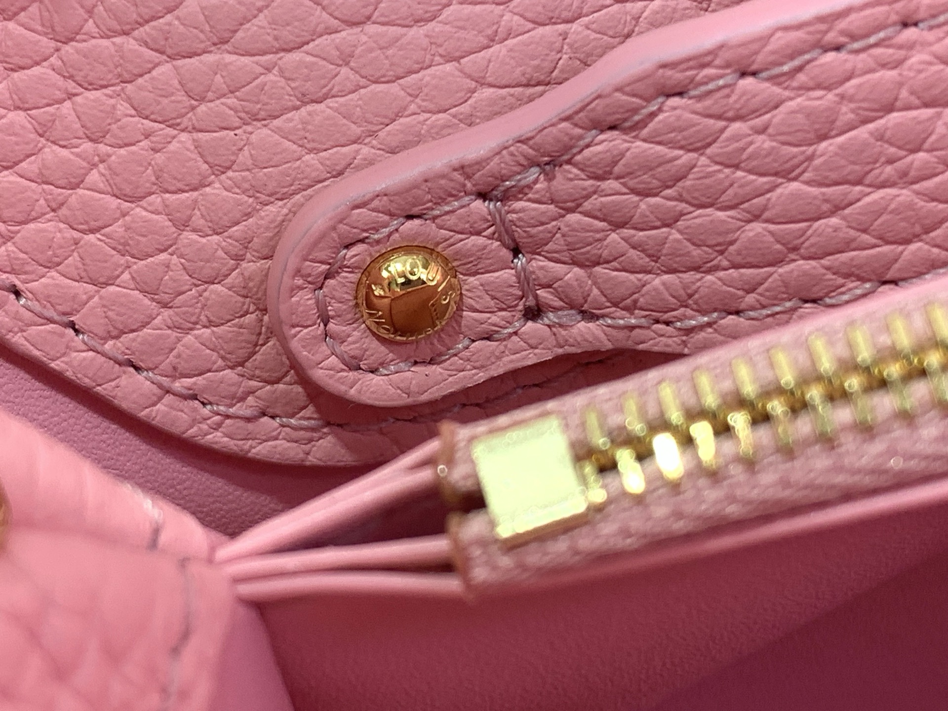 Louis Vuitton Basic Bag Pink M-s