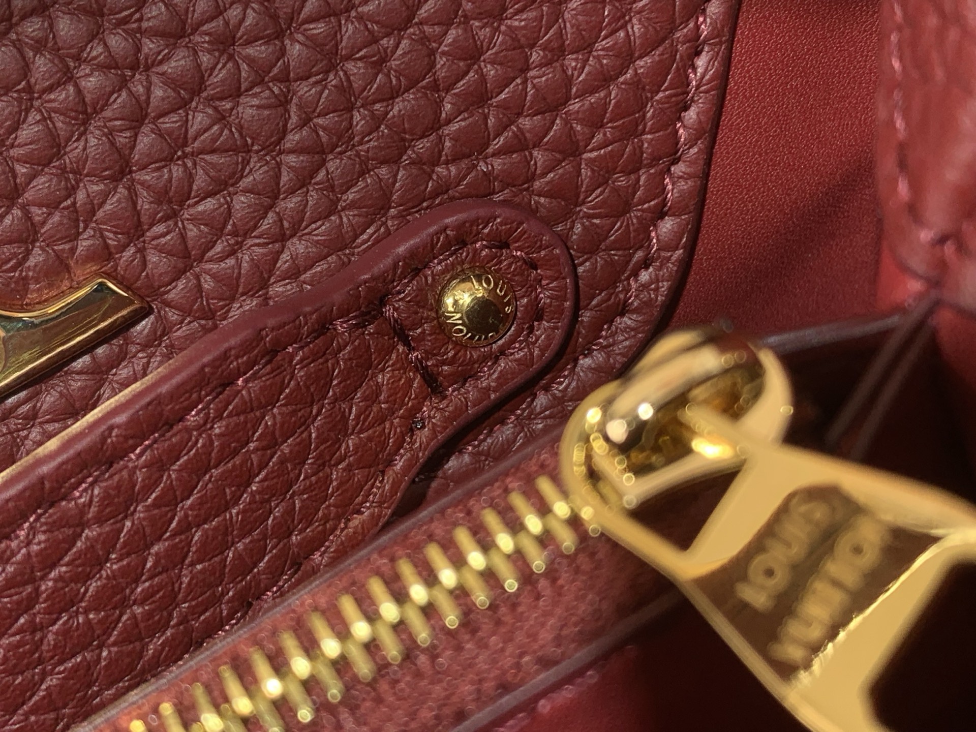 Louis Vuitton Basic Bag M-s