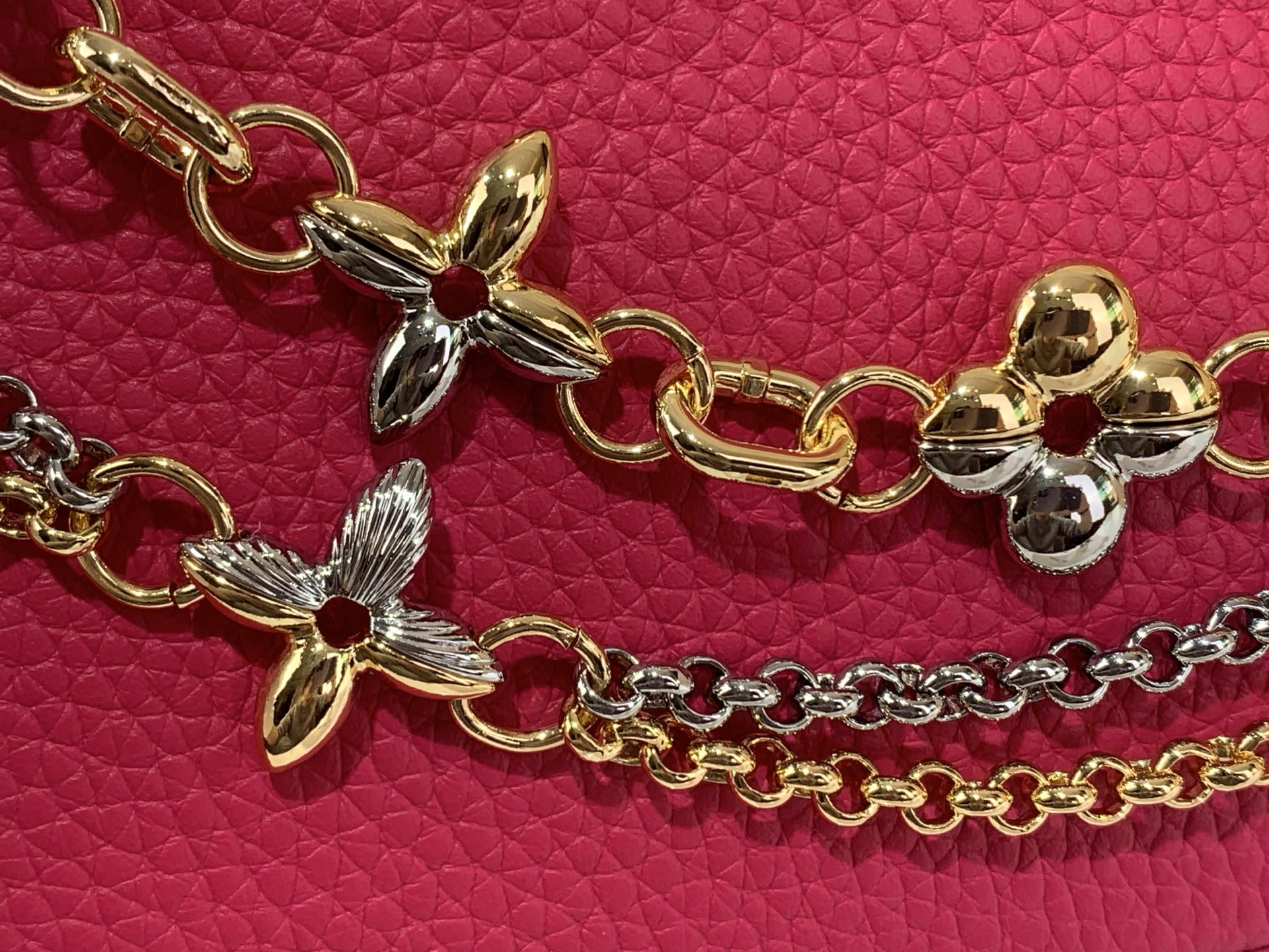 Louis Vuitton Basic Bag M-s