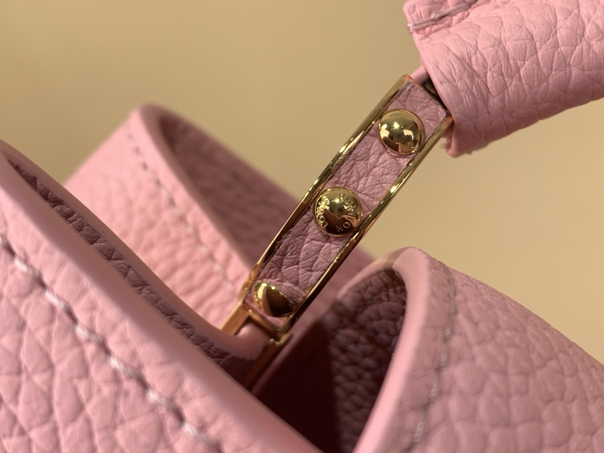 Louis Vuitton Basic Bag Pink M-s