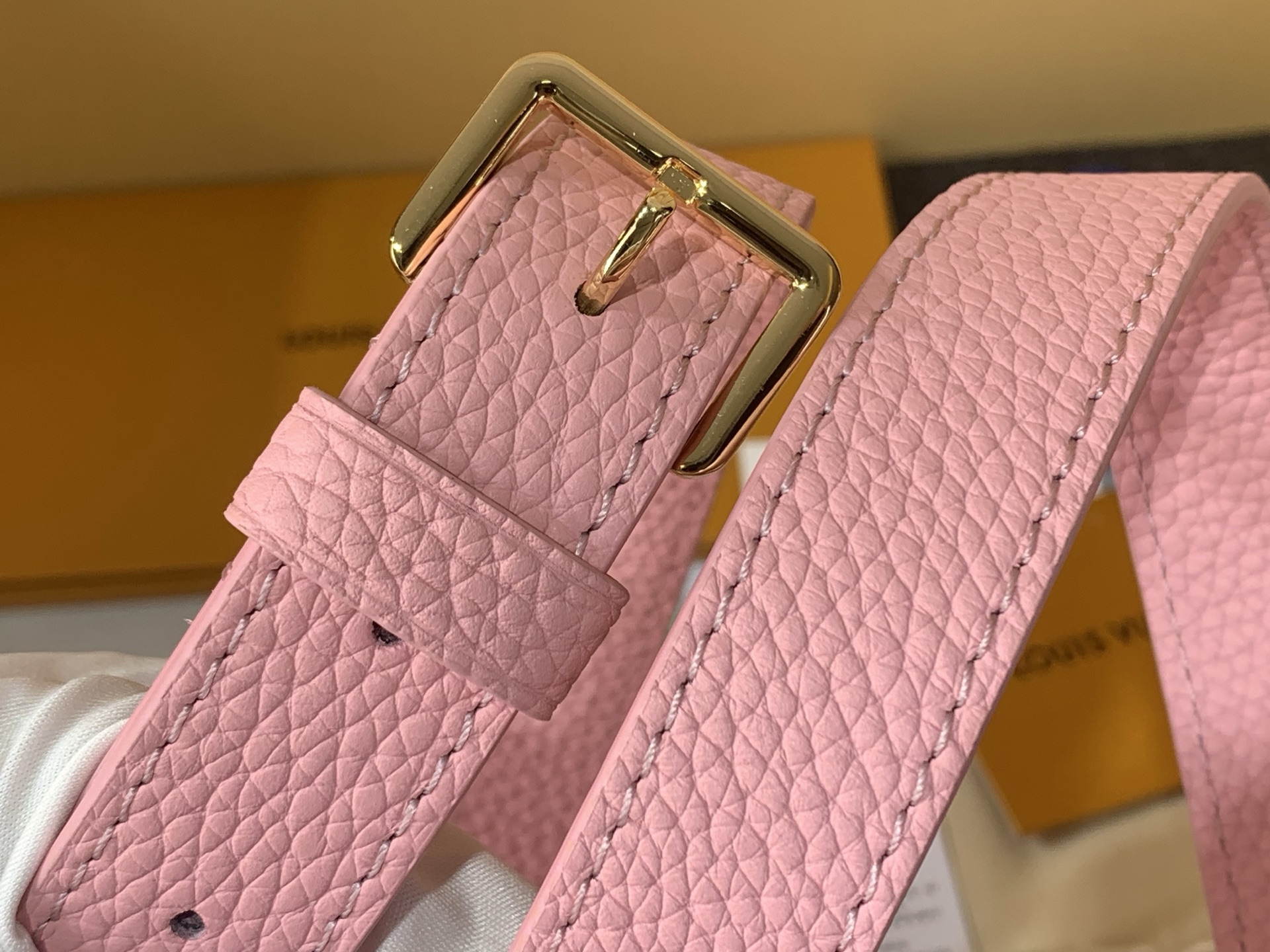 Louis Vuitton Basic Bag Pink M-s