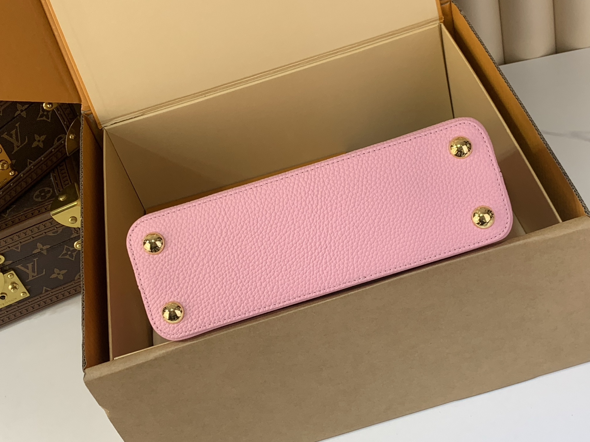 Louis Vuitton Basic Bag Pink M-l-s