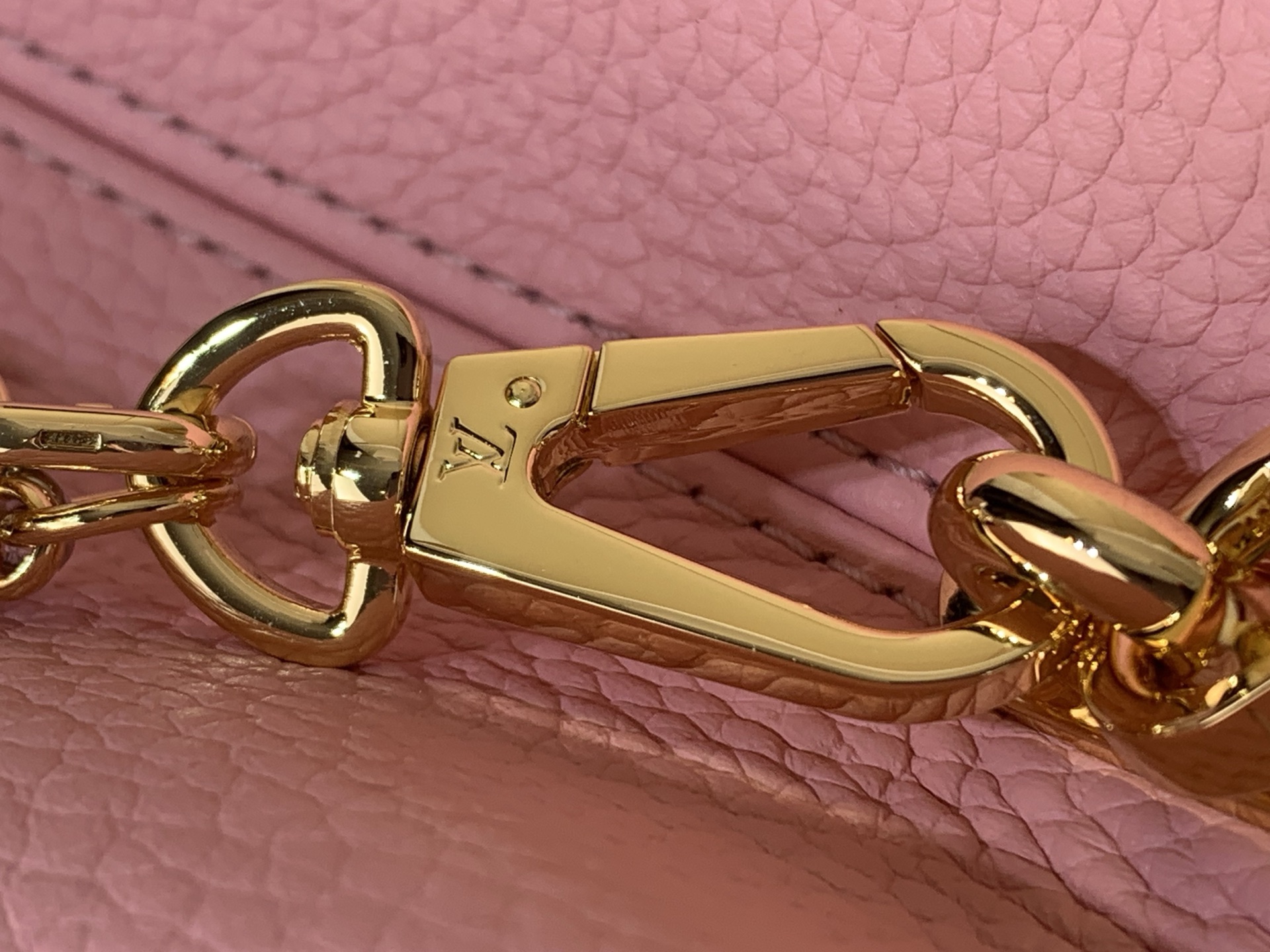 Louis Vuitton Basic Bag Pink M-l-s