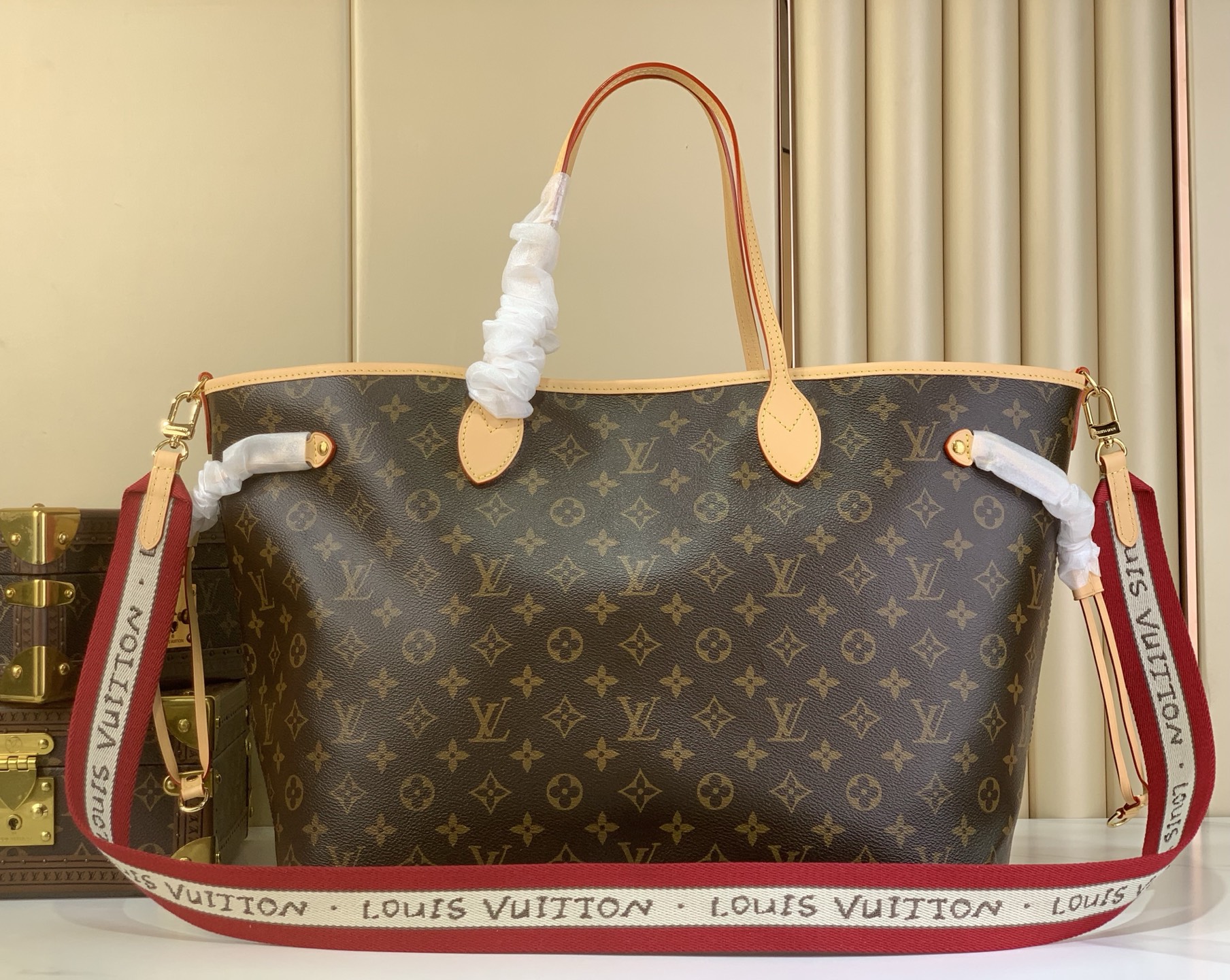Louis Vuitton Basic Bag M-l-s