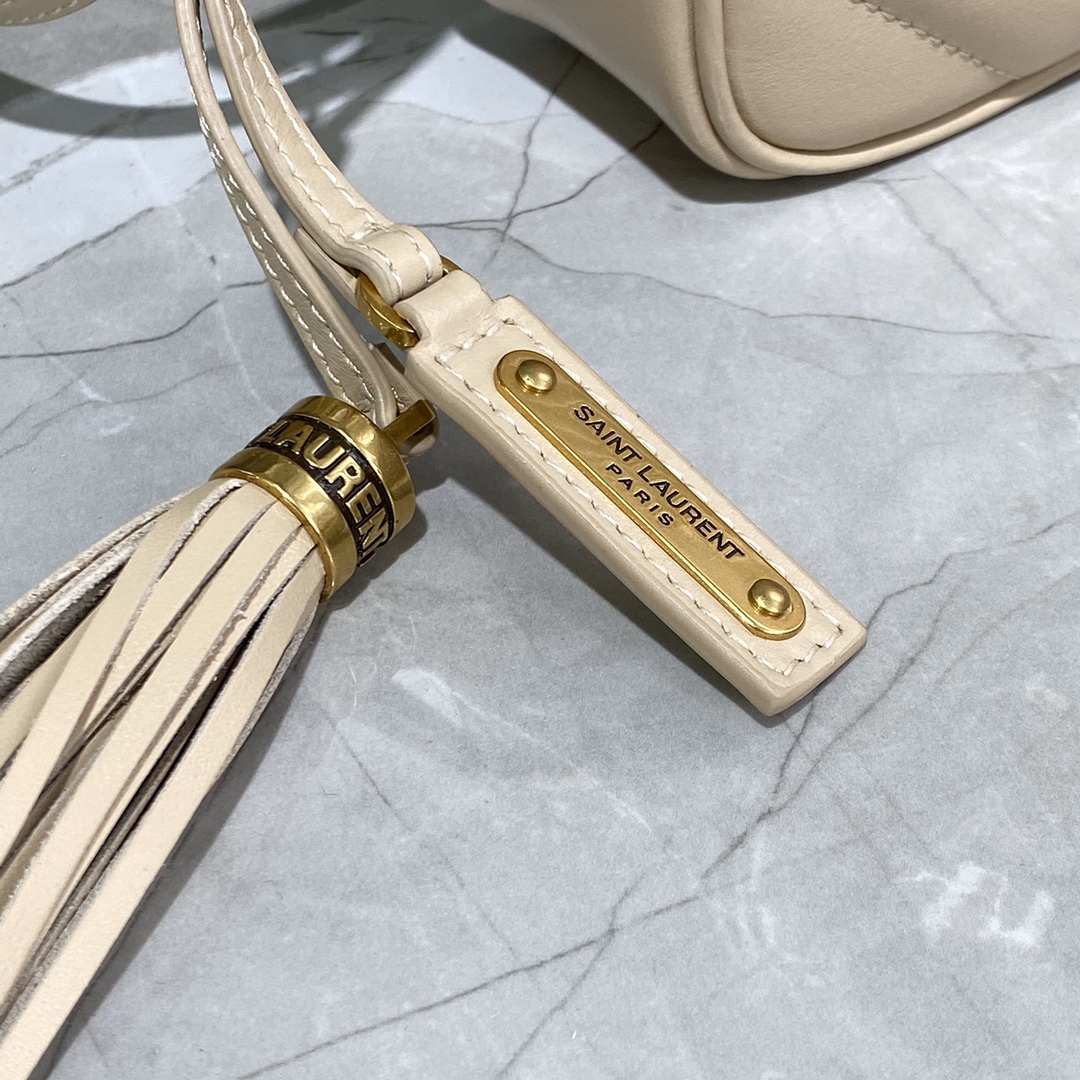 Louis Vuitton Basic Bag Cow Leather M-l