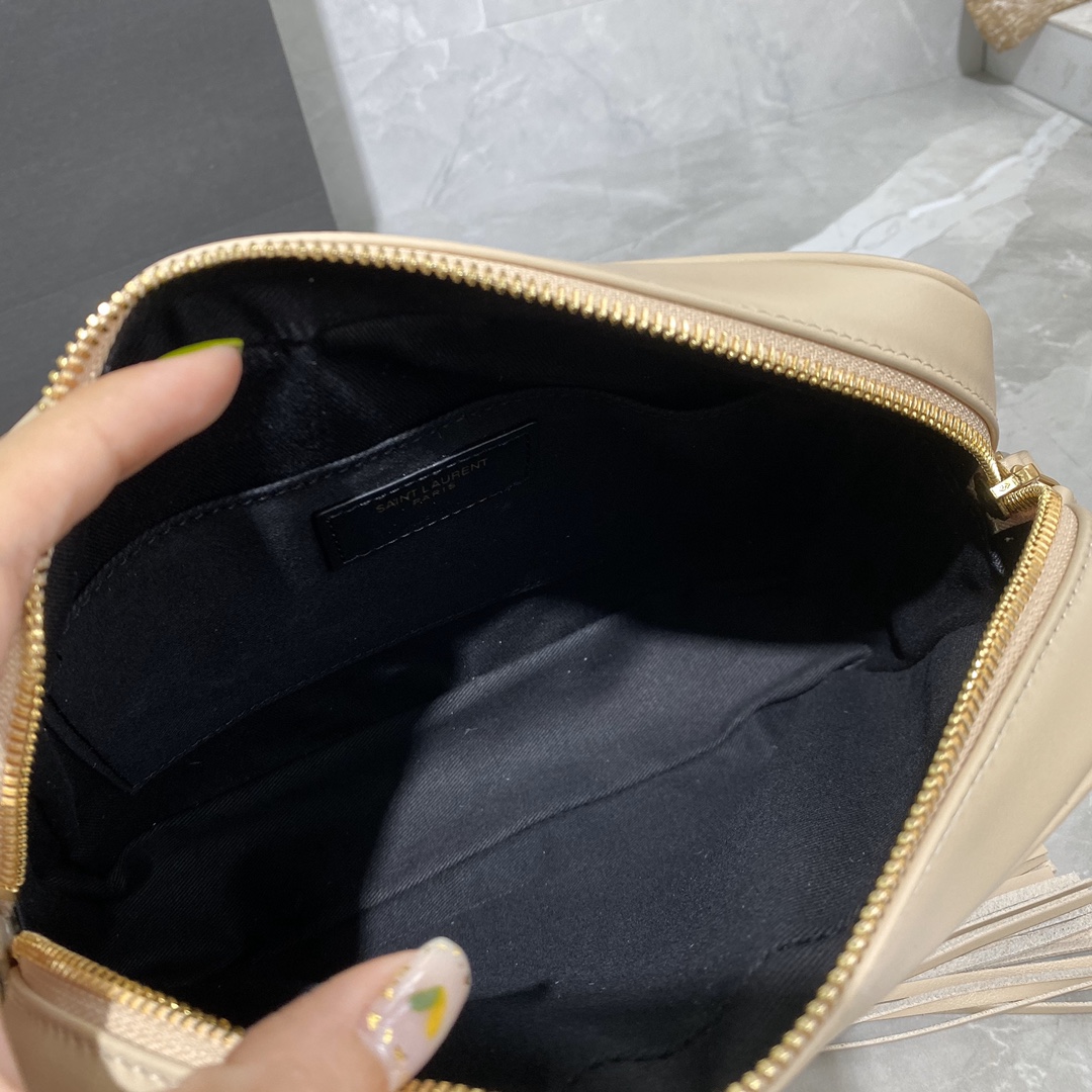Louis Vuitton Basic Bag Cow Leather M-l