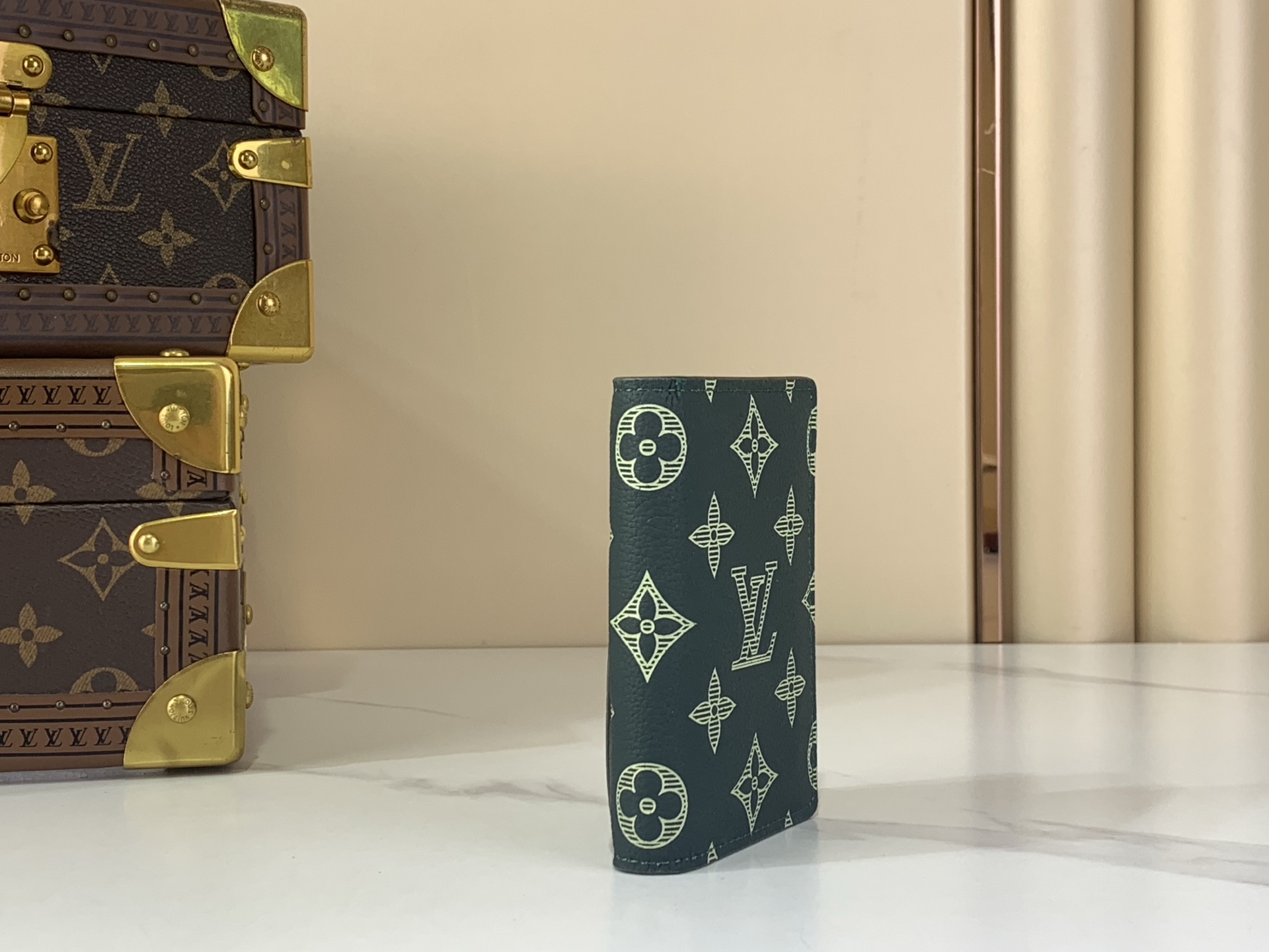 Louis Vuitton Basic Bag Cow Leather Green M