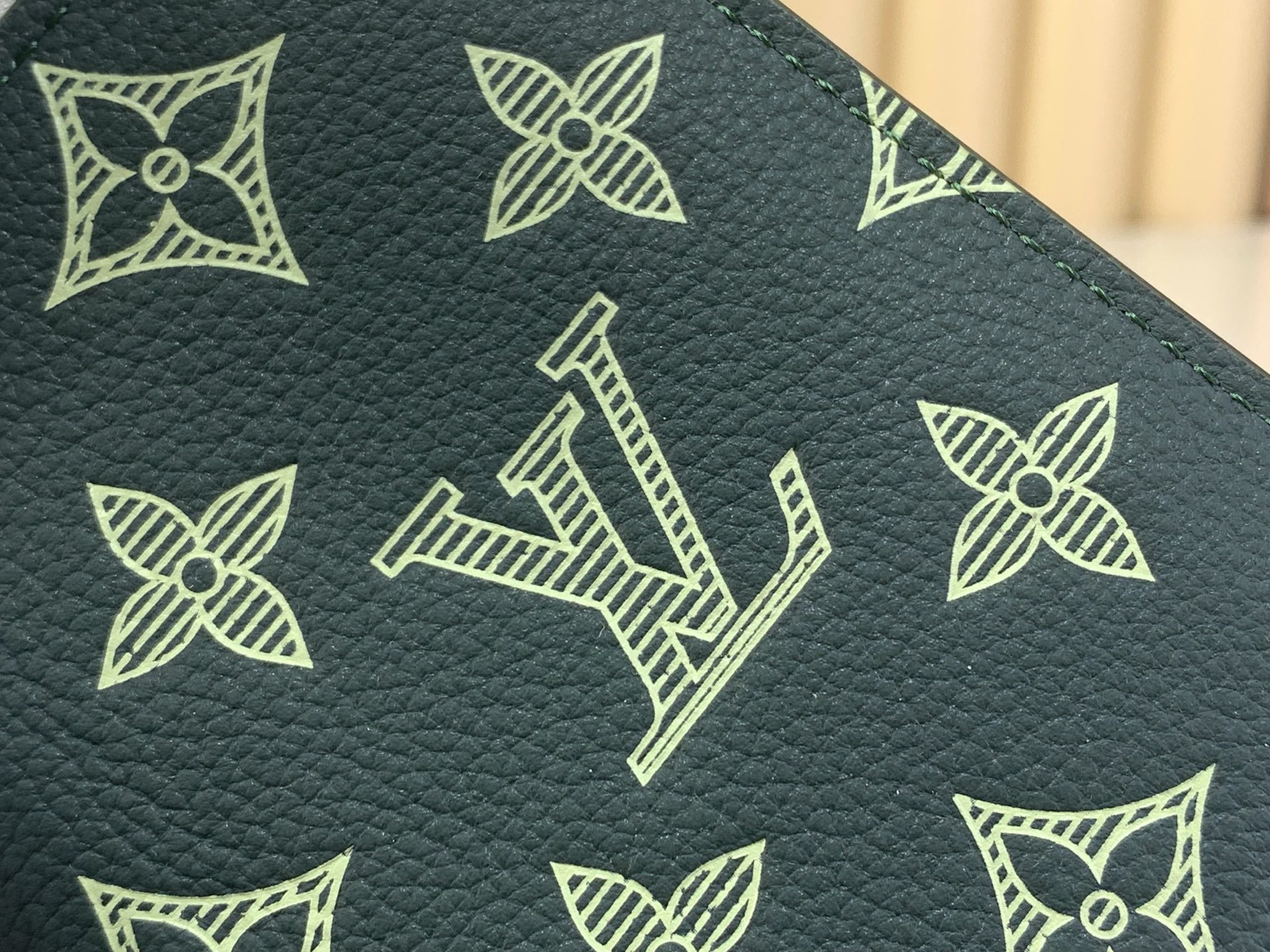 Louis Vuitton Basic Bag Cow Leather Green M