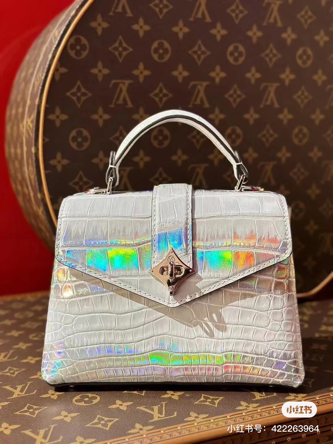 Louis Vuitton Basic Bag M-s