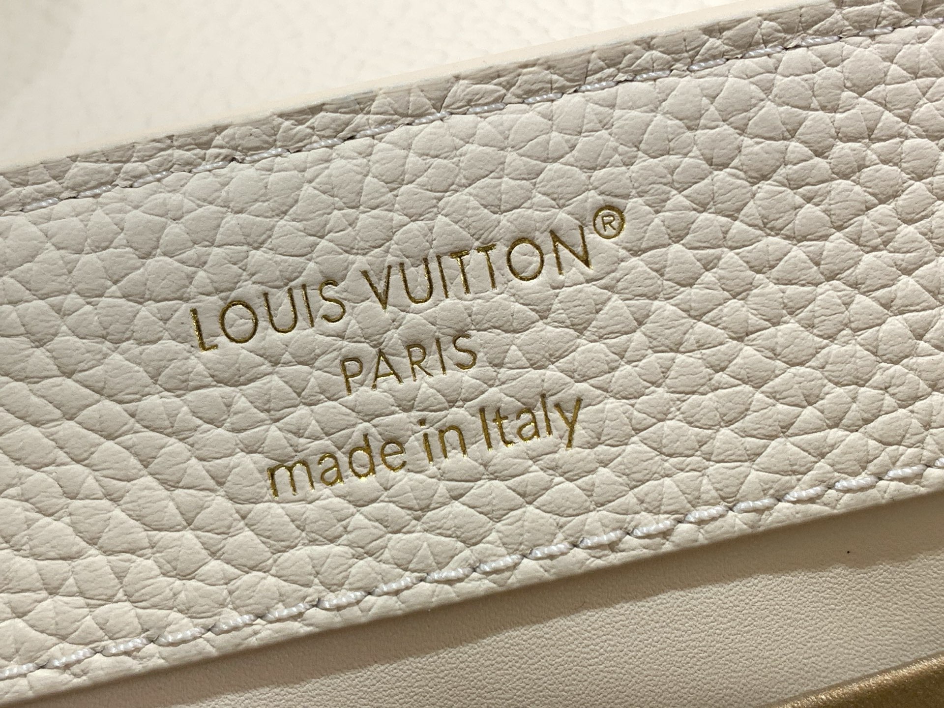 Louis Vuitton Basic Bag White M-l-s
