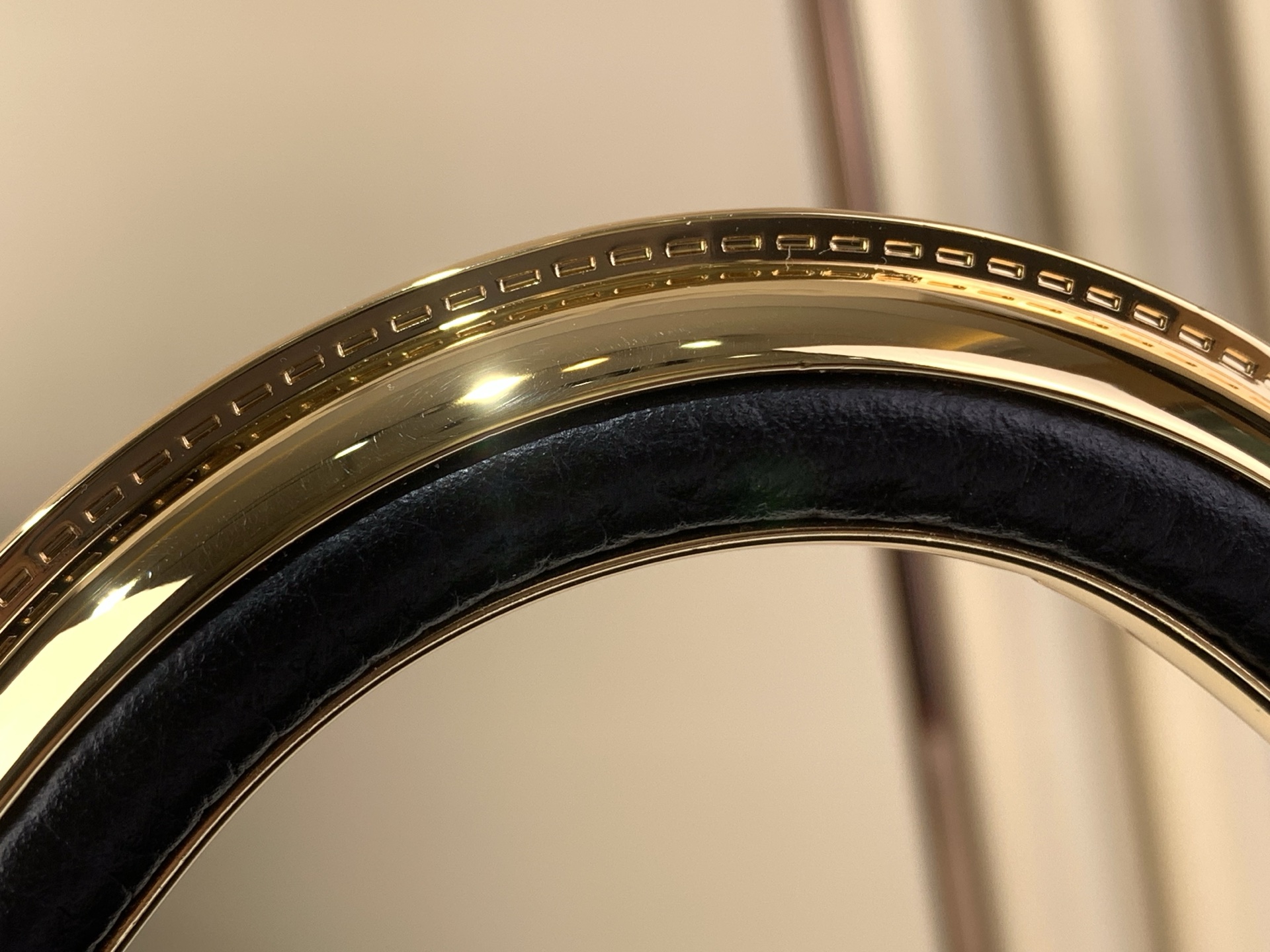 Louis Vuitton Basic Bag Black M-l-s