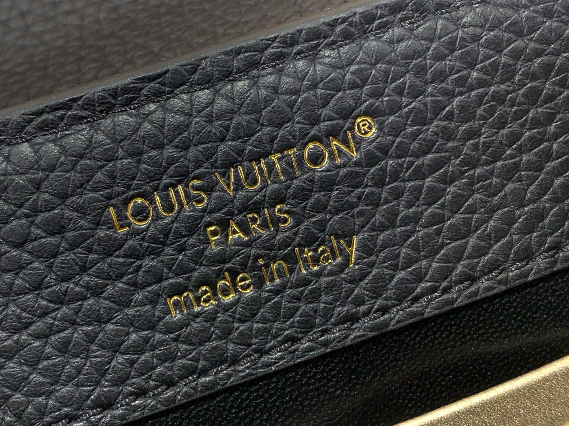 Louis Vuitton Basic Bag Black M-l-s