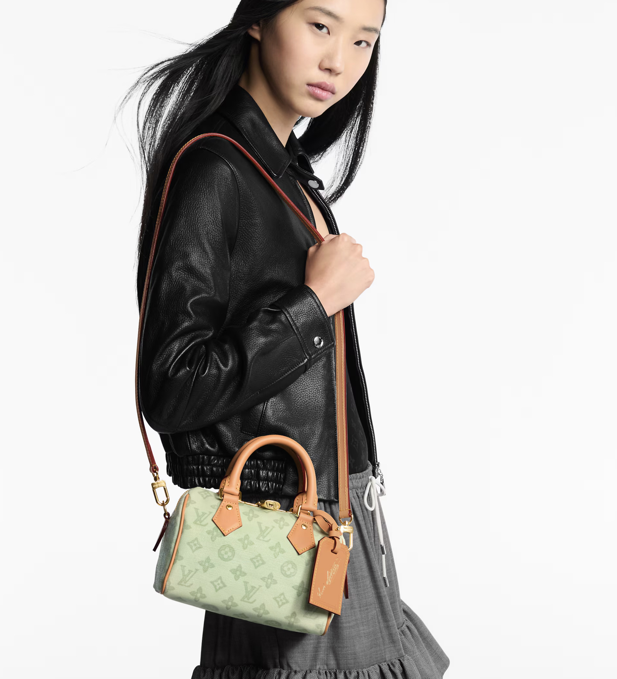 Louis Vuitton Basic Bag White M-l-s