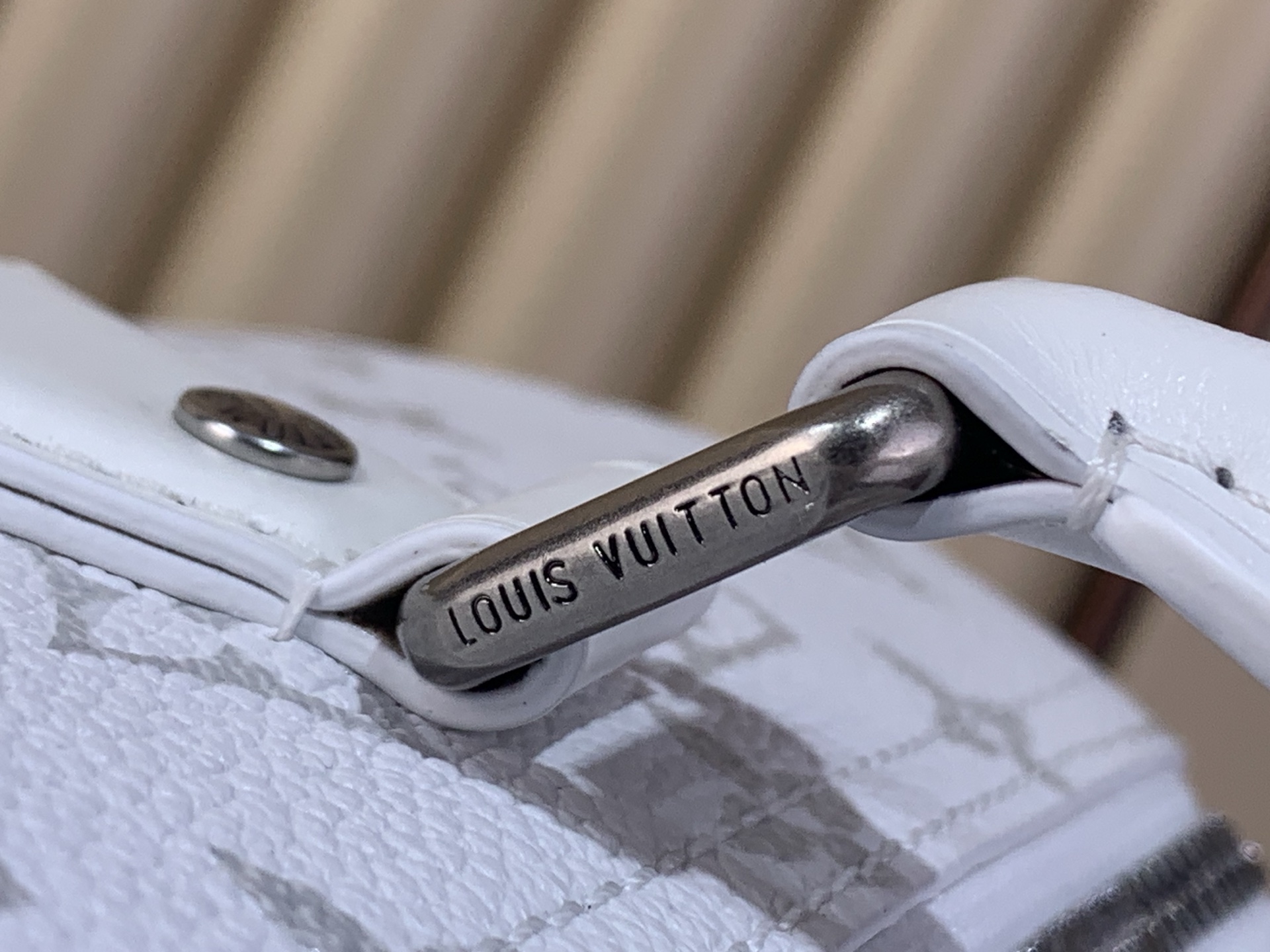 Louis Vuitton Basic Bag White M-s