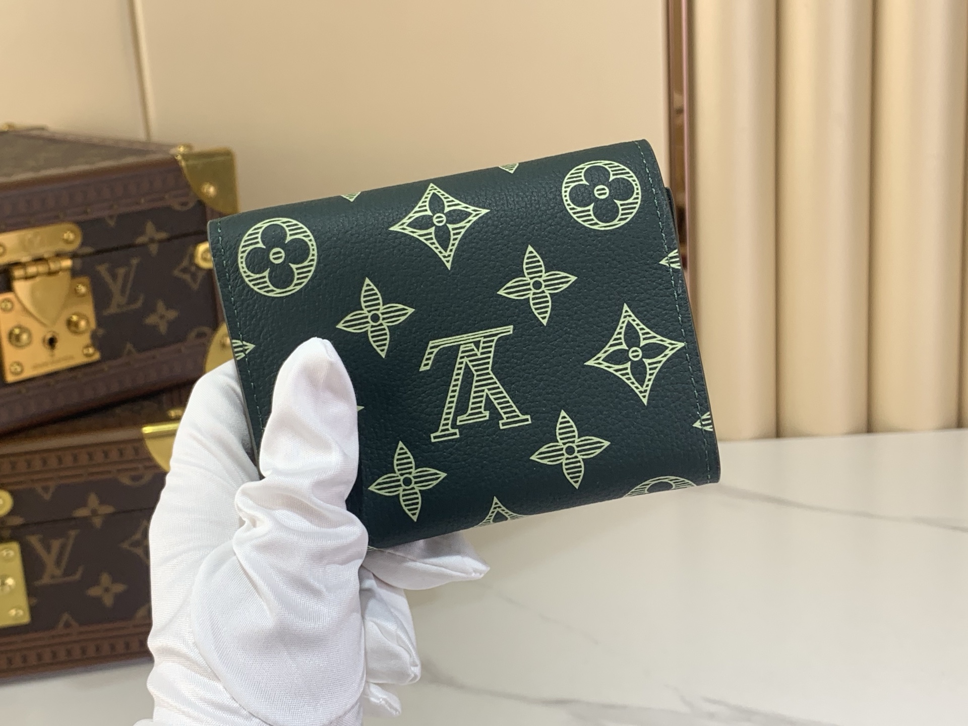 Louis Vuitton Basic Bag Cow Leather Green M-s