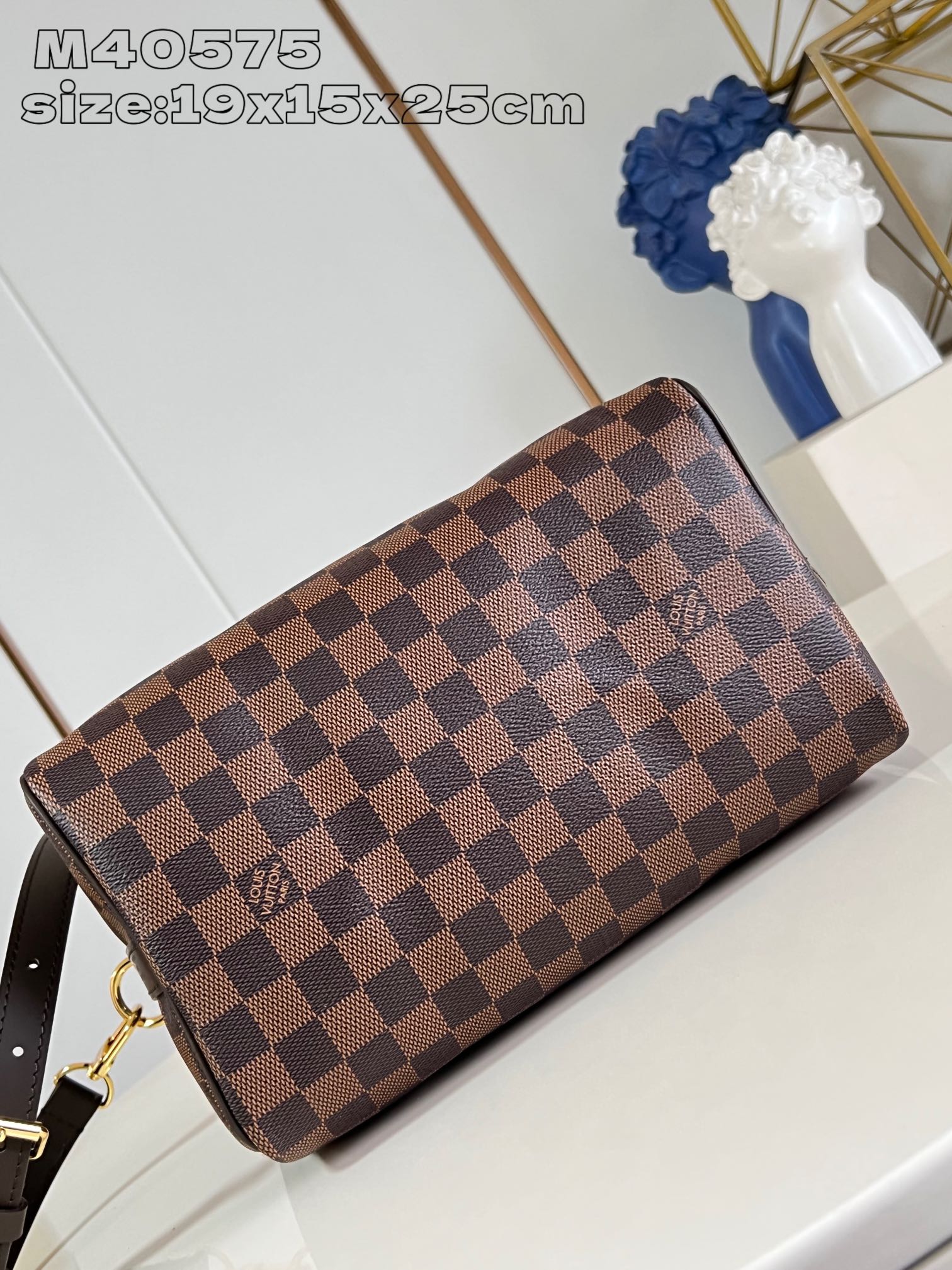 Louis Vuitton Basic Bag Canvas M-l-s