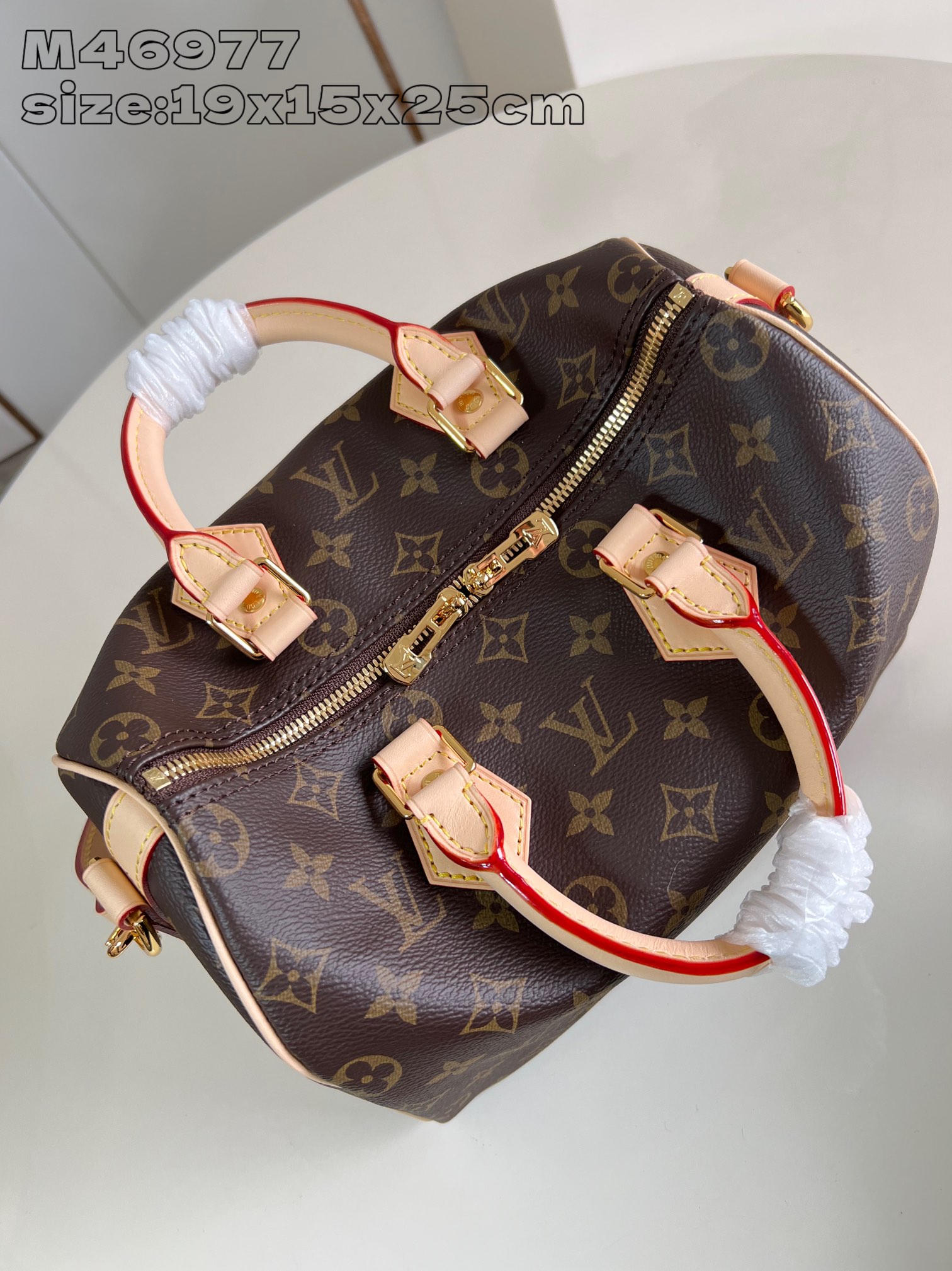 Louis Vuitton Basic Bag Canvas M-l-s