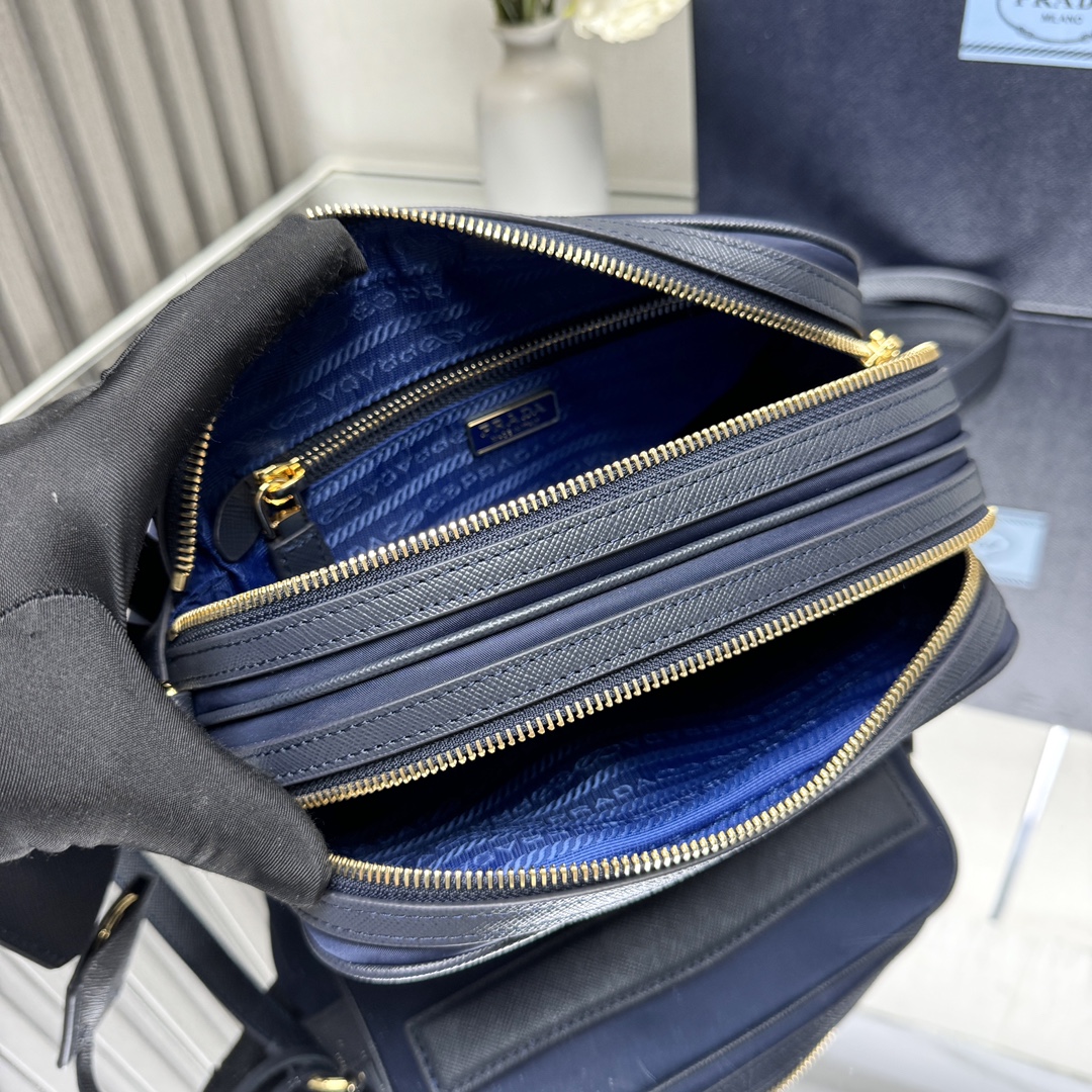 Prada Basic Bag Cow Leather Waterproof M