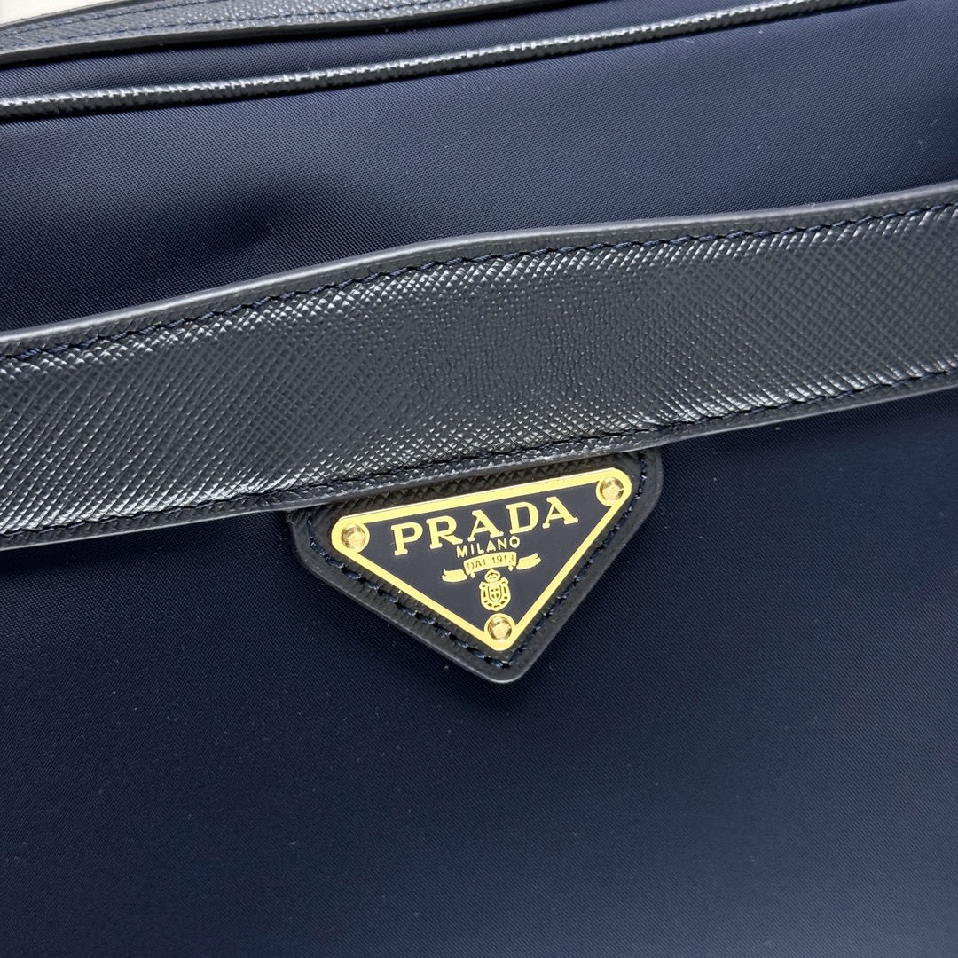 Prada Basic Bag Cow Leather Waterproof M