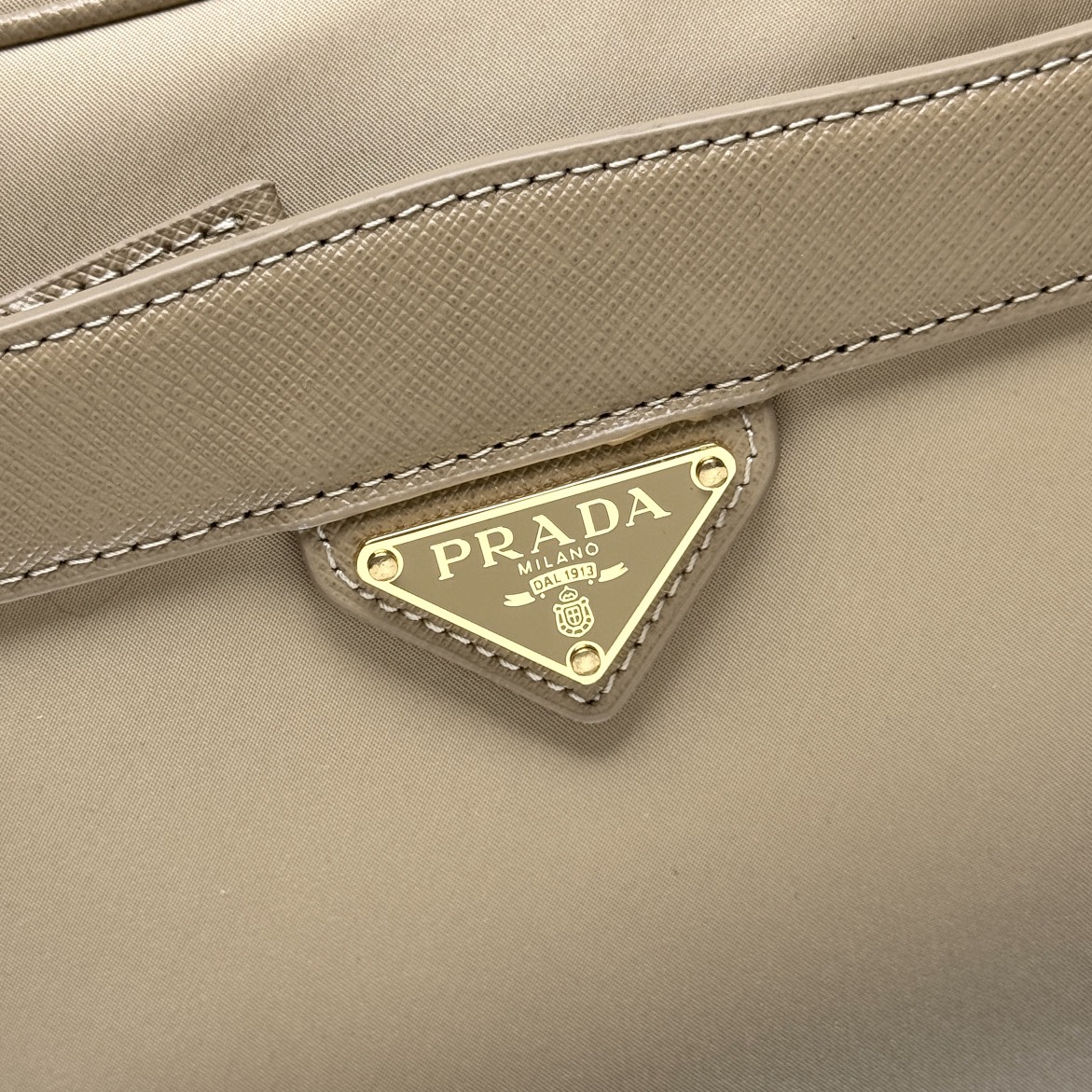 Prada Basic Bag Cow Leather Waterproof M