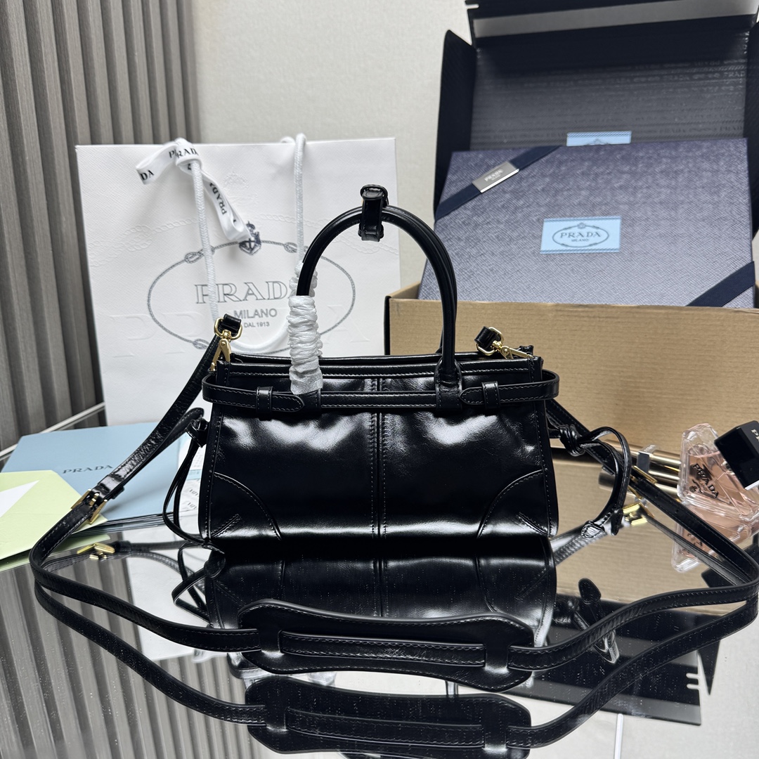 Prada Tote Bag M-l-s