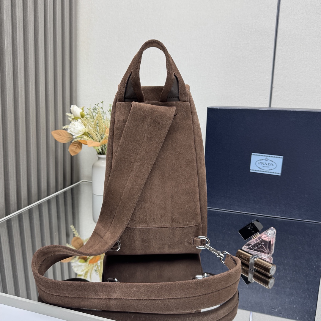 Prada Basic Bag Sheepskin 11cm