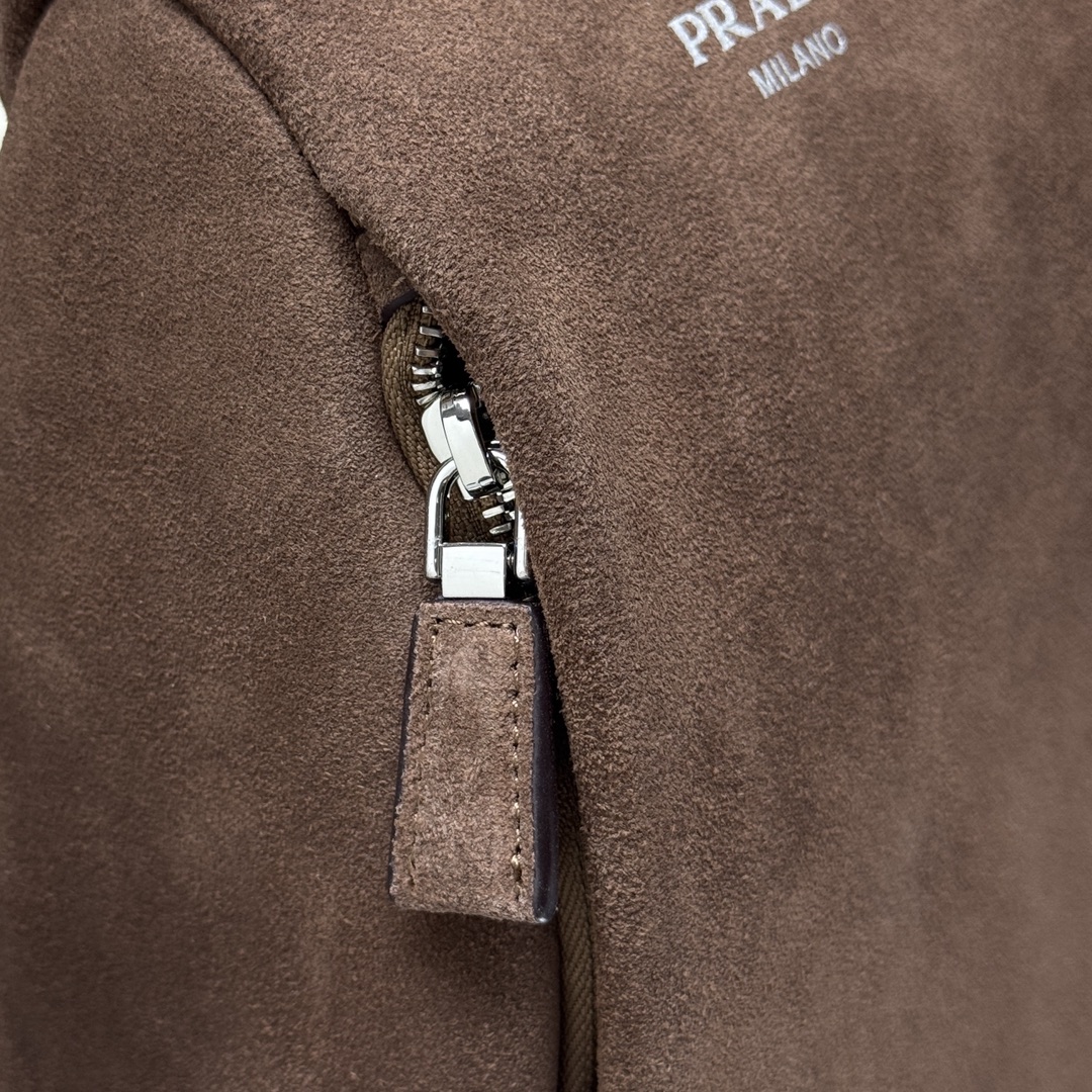 Prada Basic Bag Sheepskin 11cm