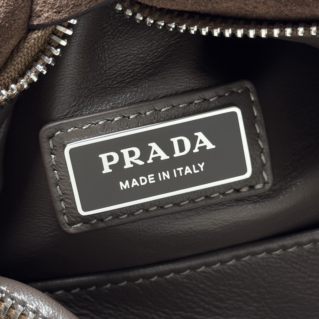Prada Basic Bag Sheepskin 11cm