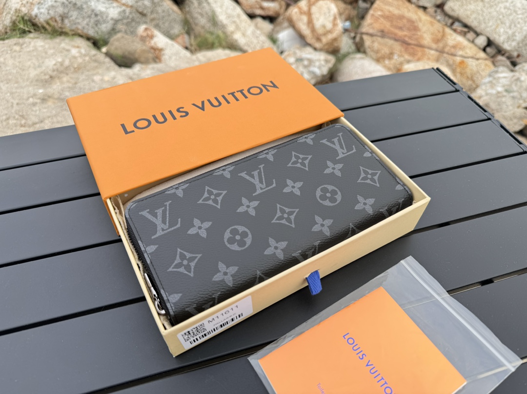Louis Vuitton Basic Bag Canvas Silver M-l-s