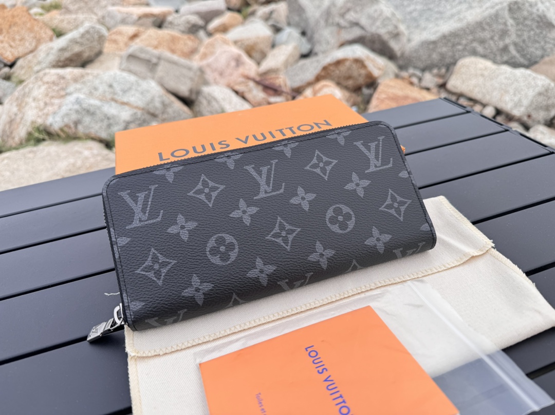 Louis Vuitton Basic Bag Canvas Silver M-l-s