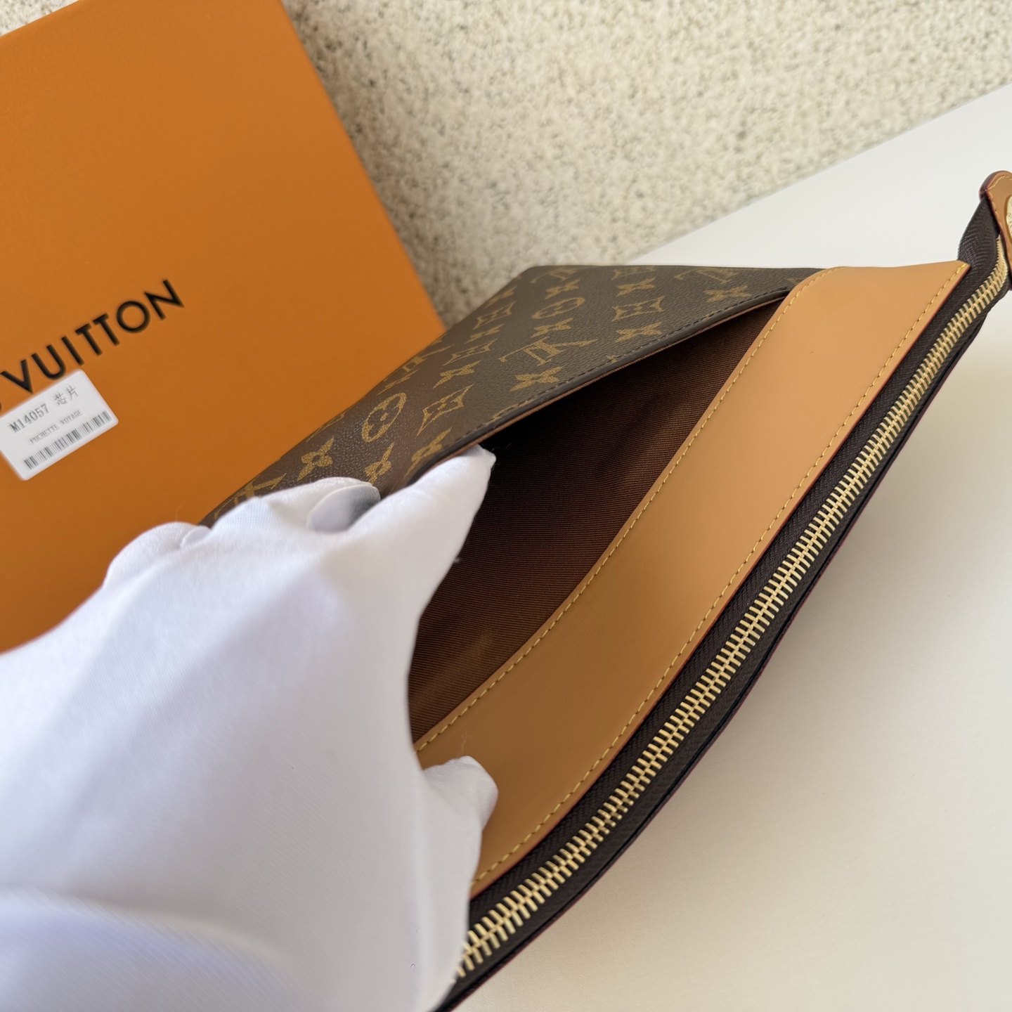 Louis Vuitton Clutch Bag M-l-s