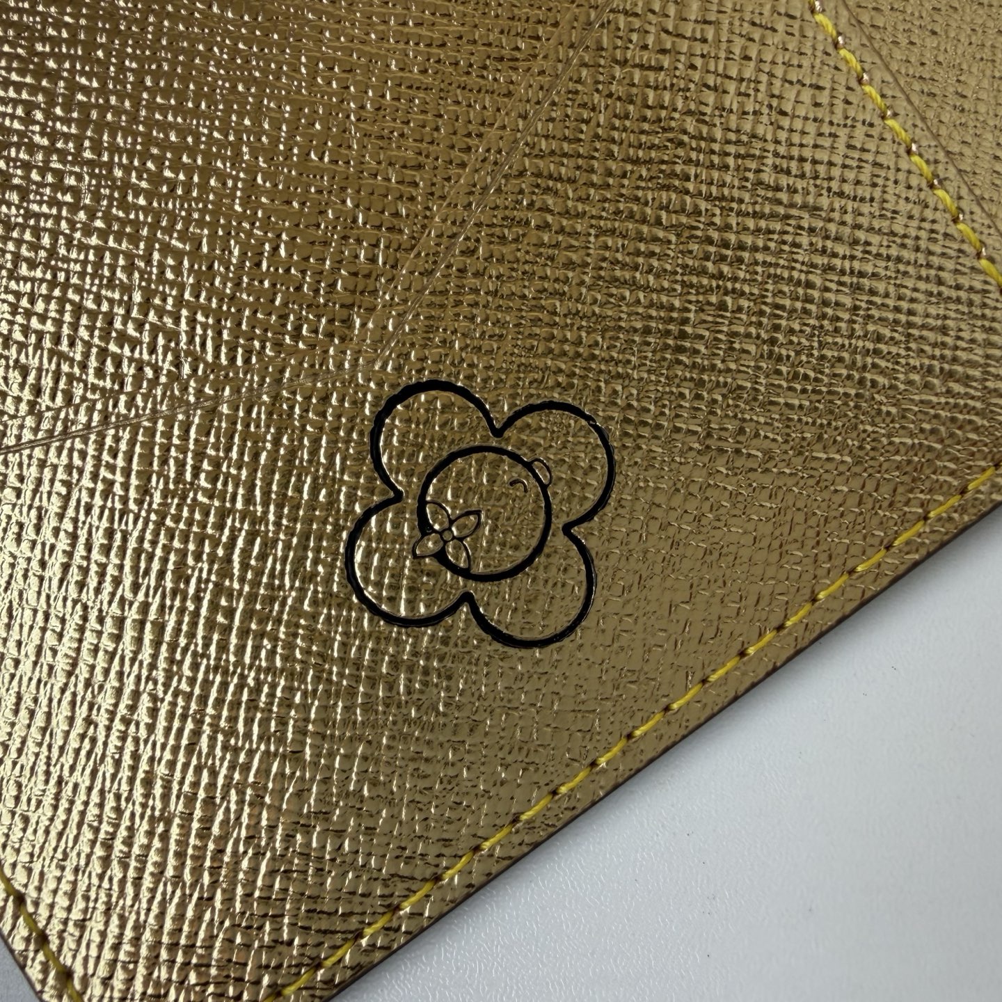 Louis Vuitton Basic Bag Gold M