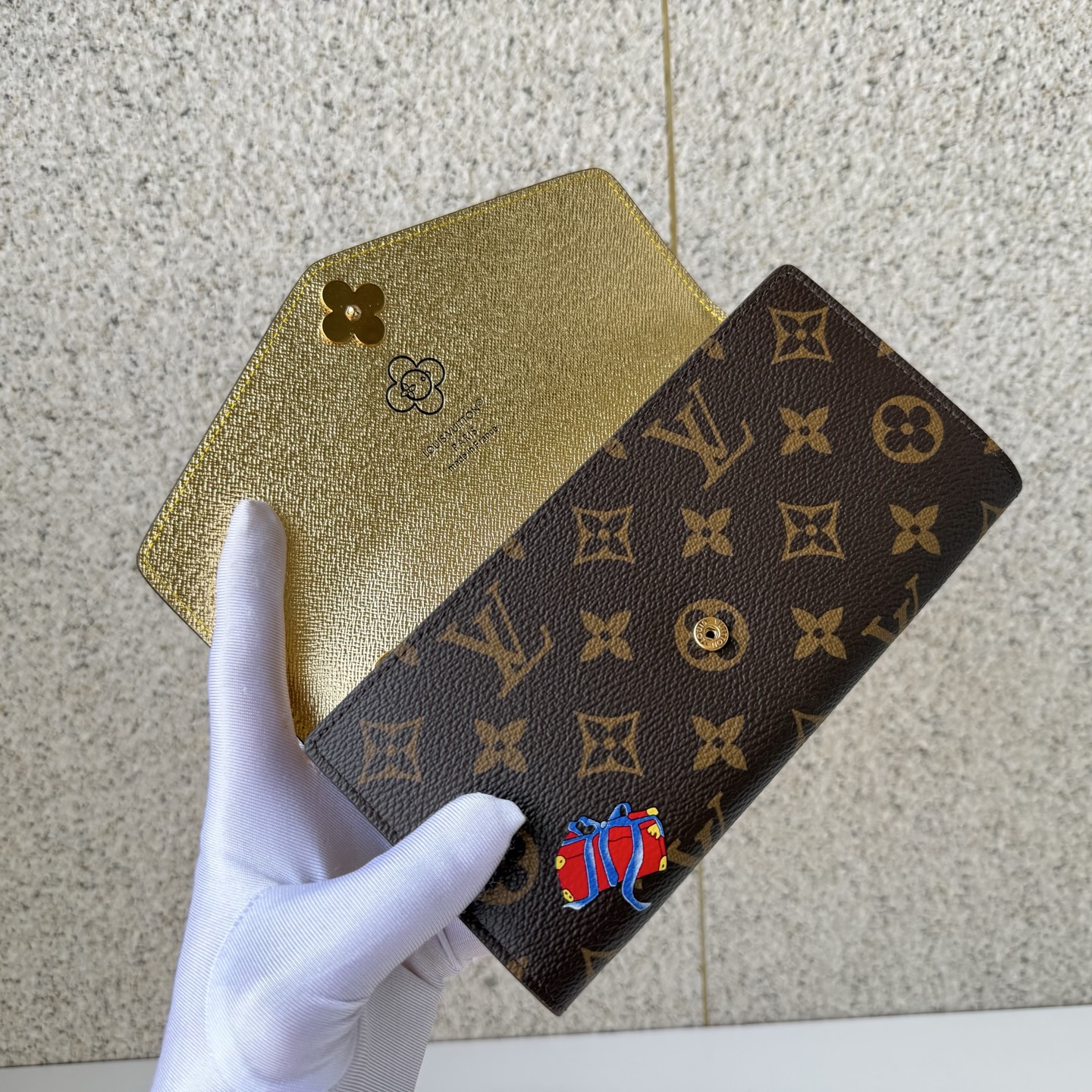 Louis Vuitton Basic Bag M-l-s