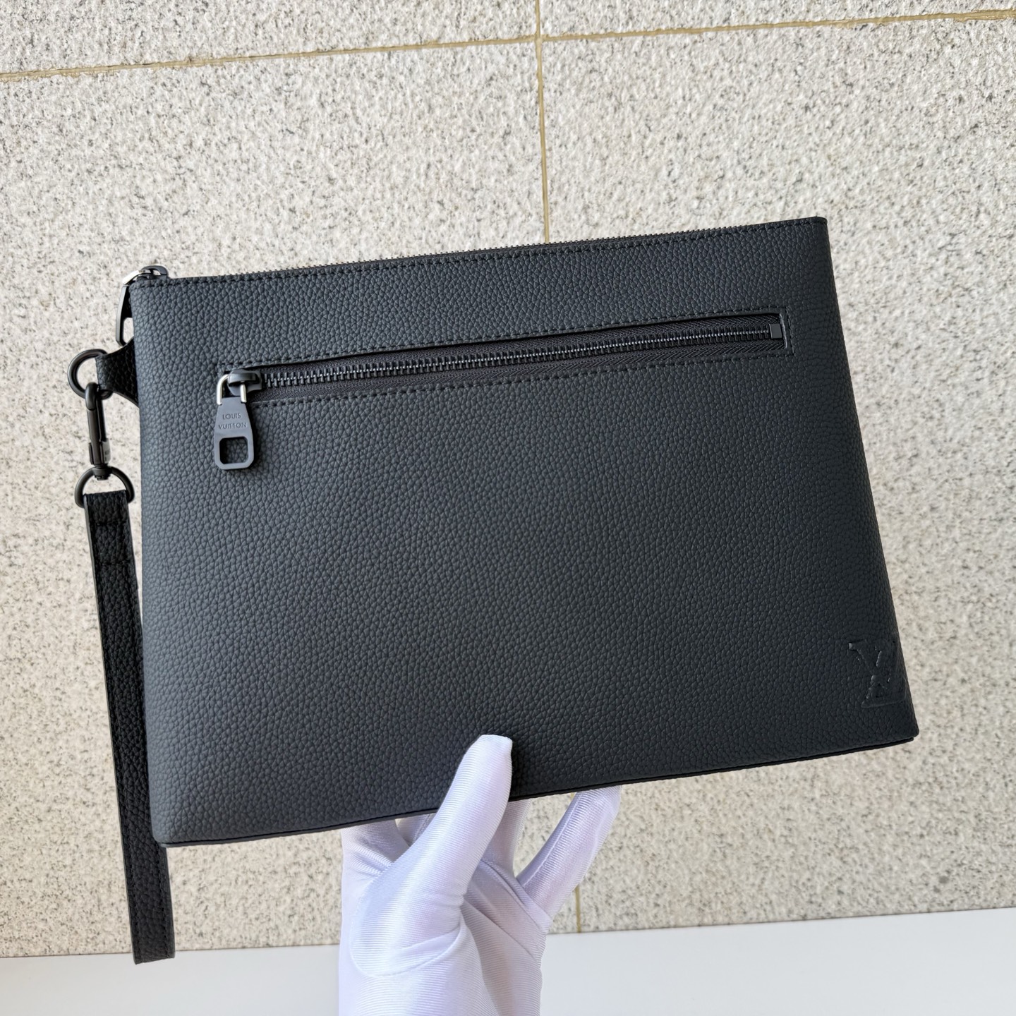 Louis Vuitton Tote Bag Black M-l