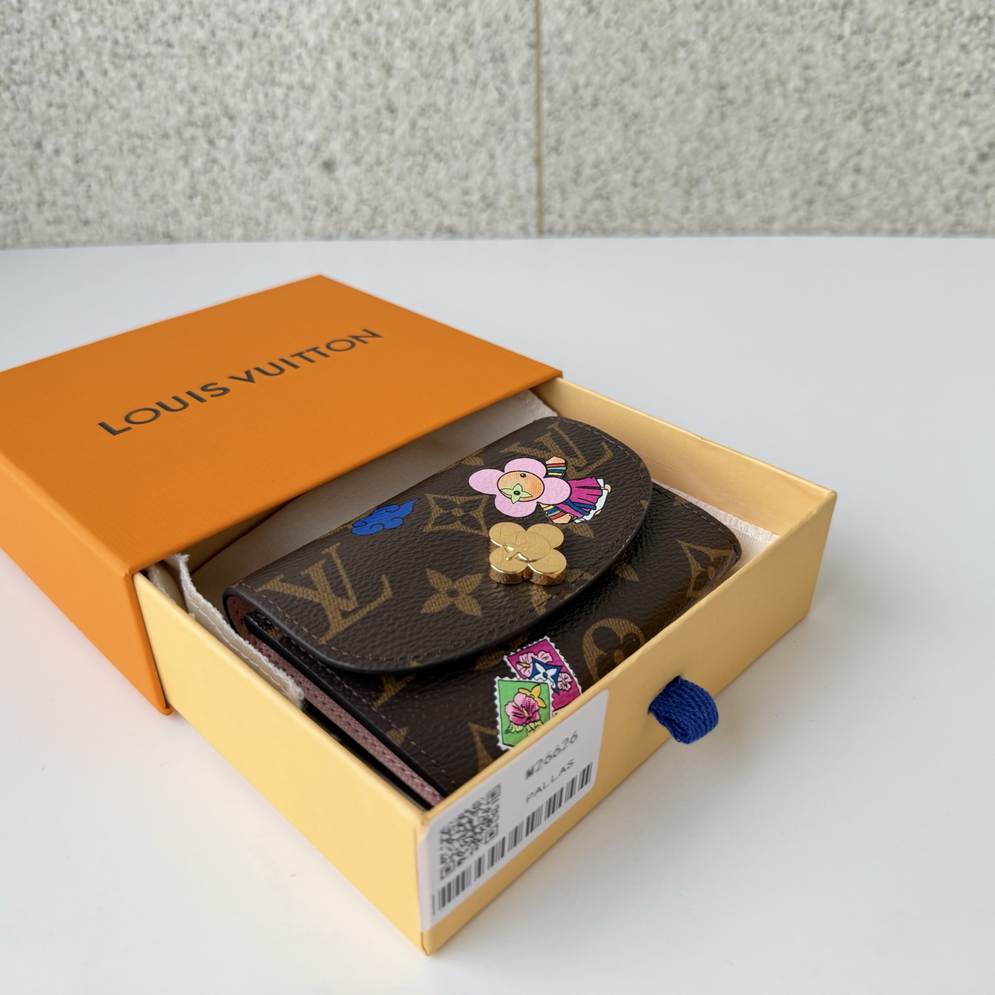 Louis Vuitton Basic Bag M-l-s