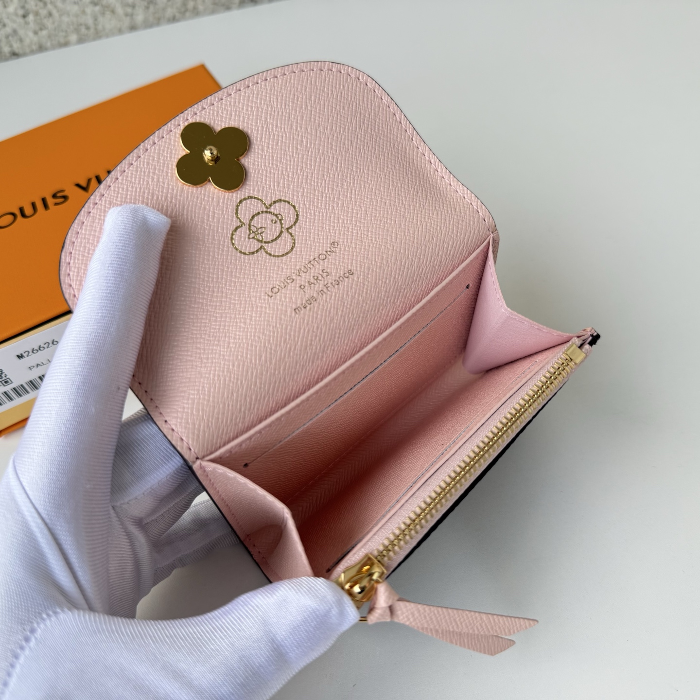 Louis Vuitton Basic Bag M-l-s