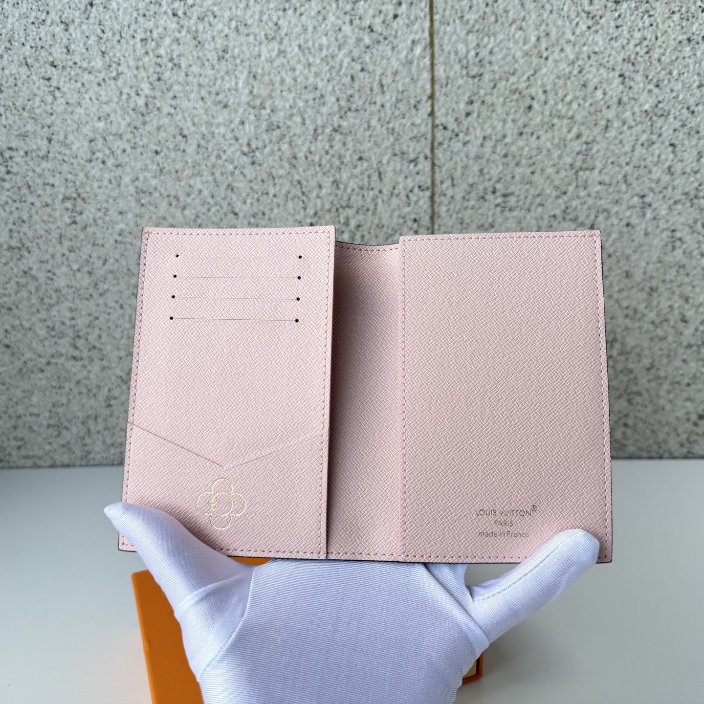 Louis Vuitton Basic Bag Red M