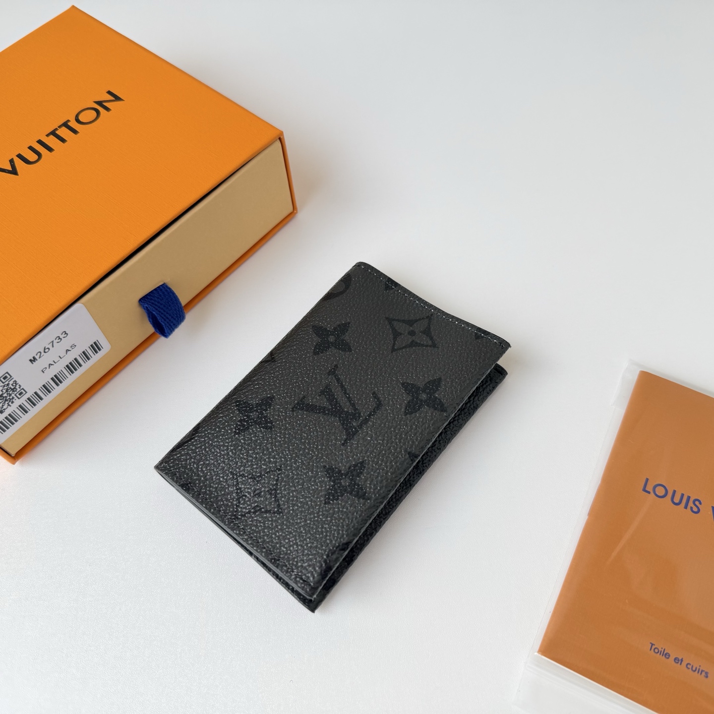 Louis Vuitton Basic Bag Black M-l-s