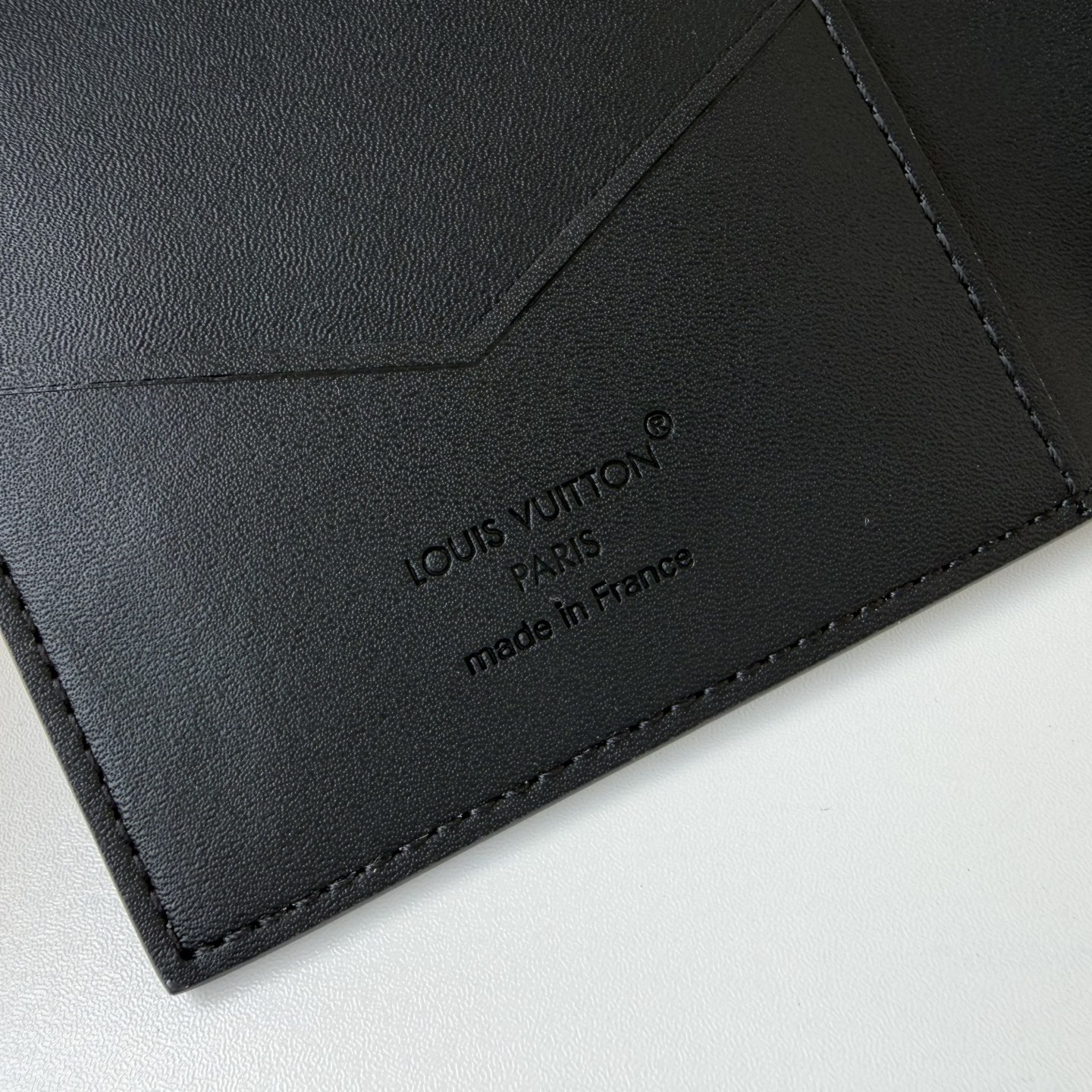 Louis Vuitton Basic Bag Black M-s