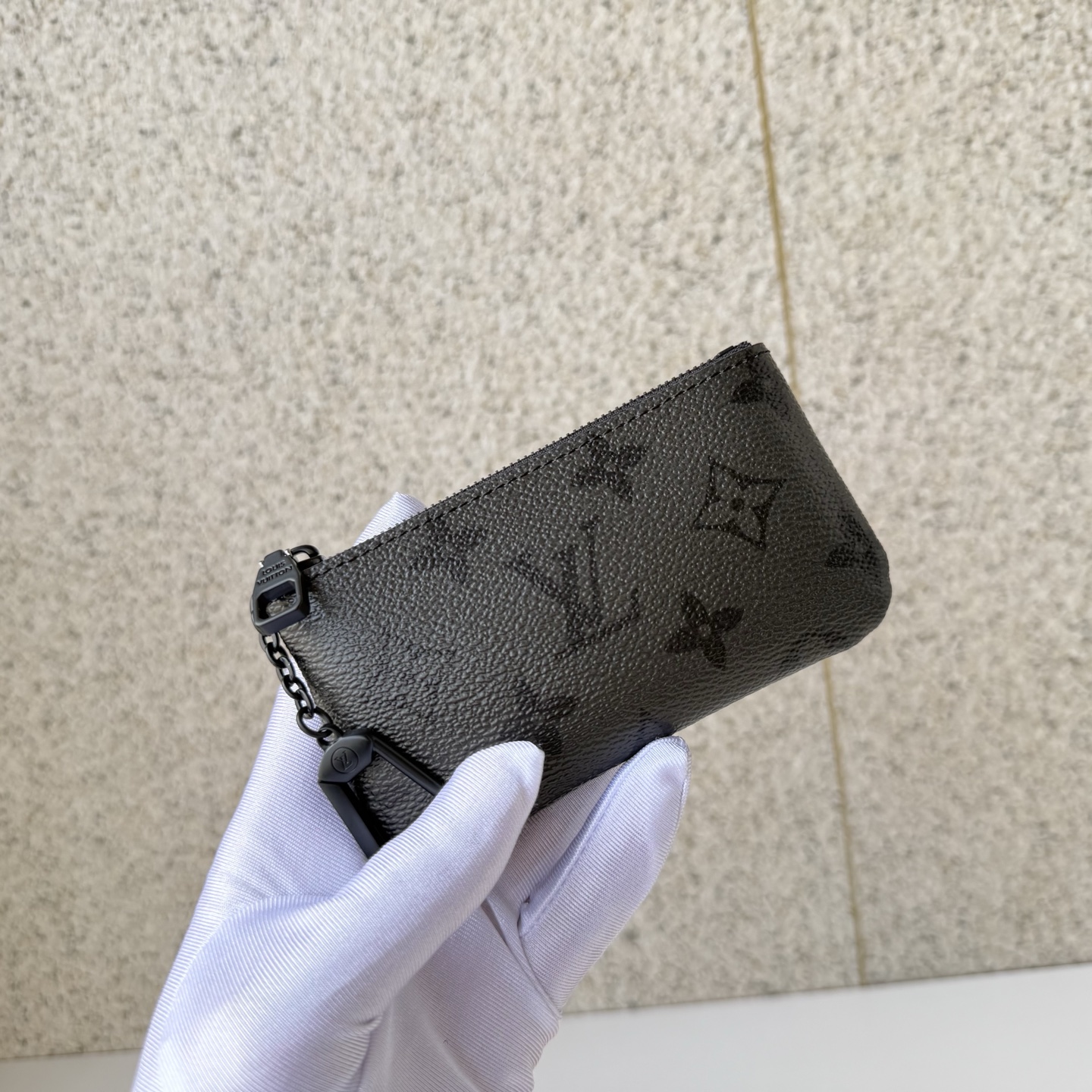 Louis Vuitton Basic Bag Canvas M-l