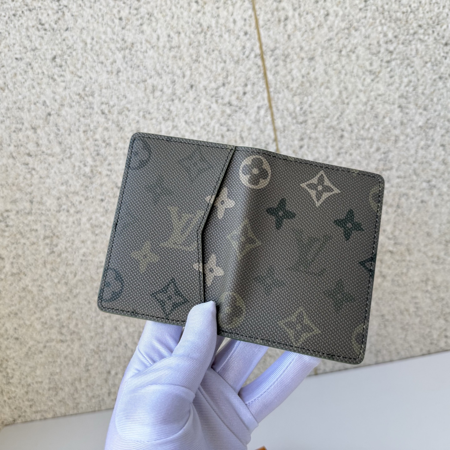 Louis Vuitton Basic Bag Cow Leather Brown M-l-s