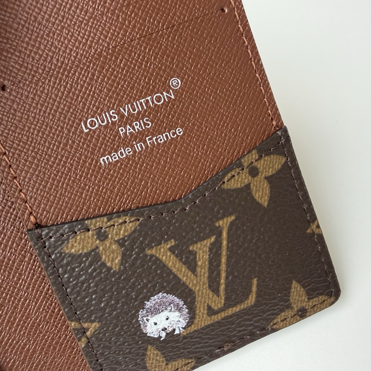 Louis Vuitton Basic Bag M-s