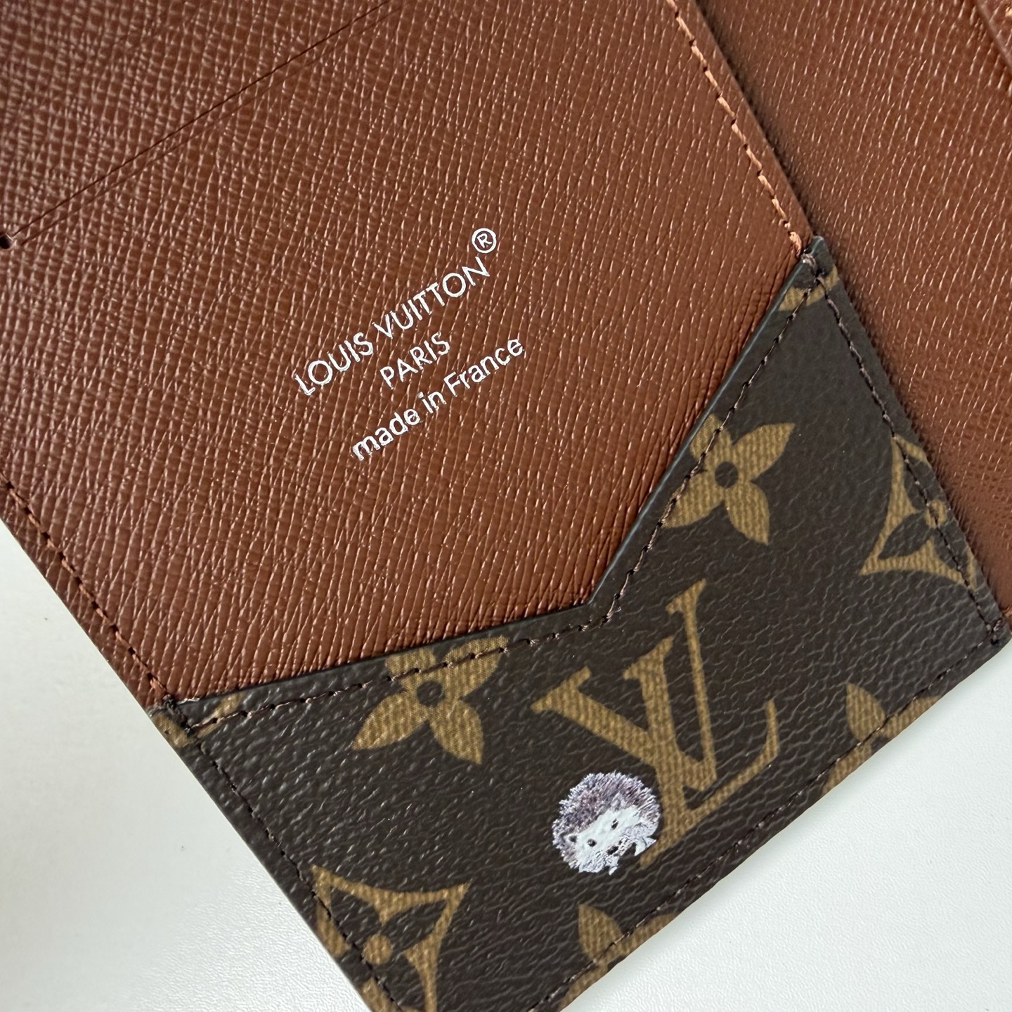 Louis Vuitton Basic Bag M