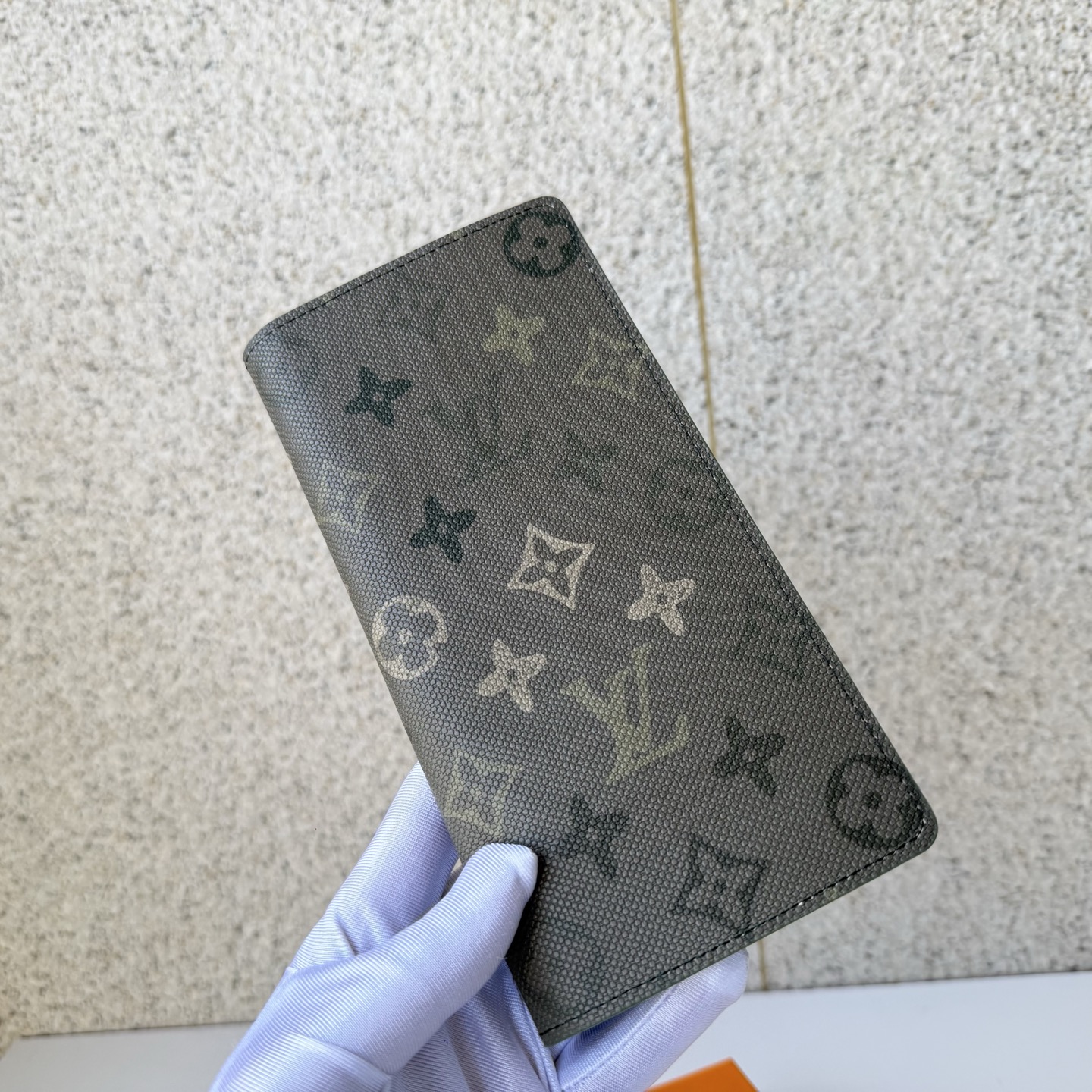 Louis Vuitton Basic Bag Cow Leather M-l-s