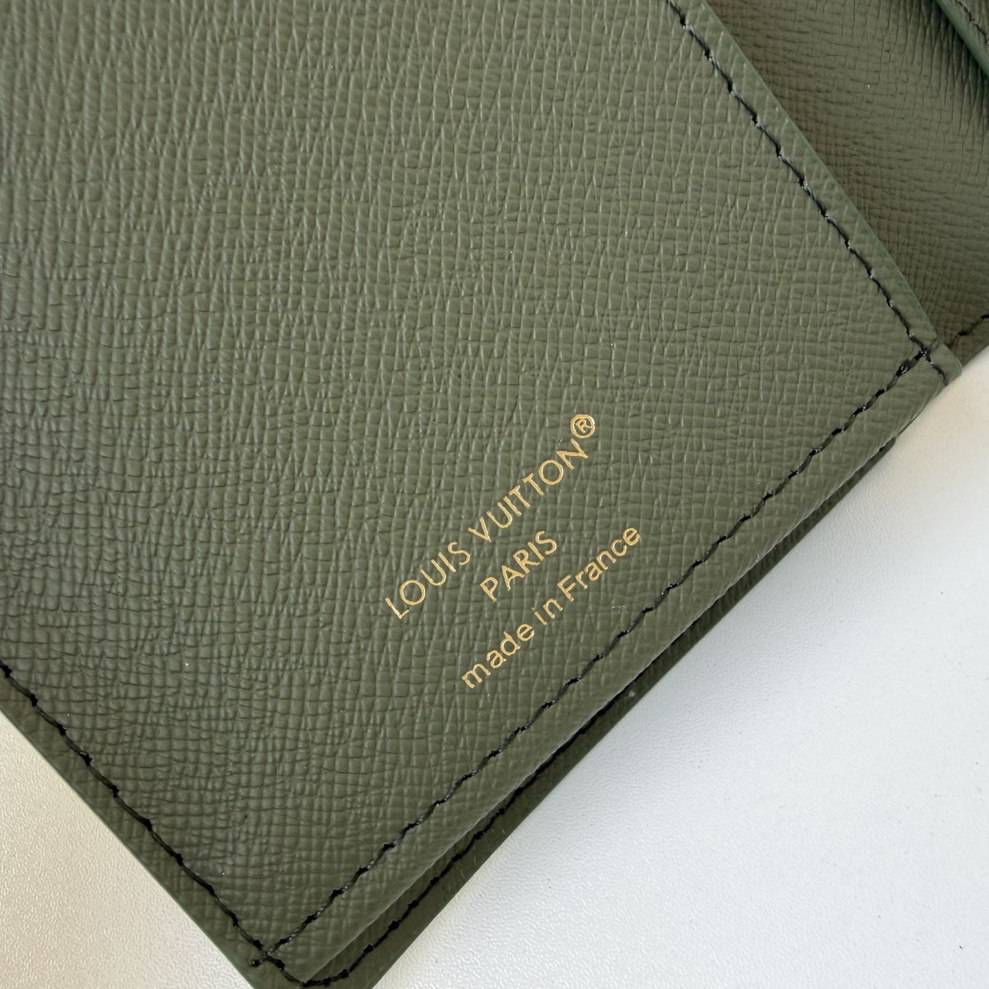 Louis Vuitton Basic Bag Cow Leather M-l-s