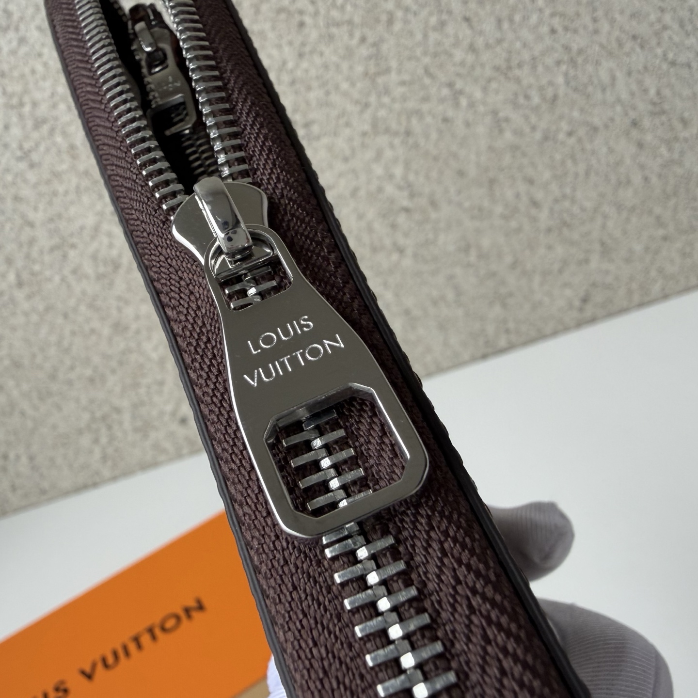 Louis Vuitton Basic Bag Canvas M-l-s