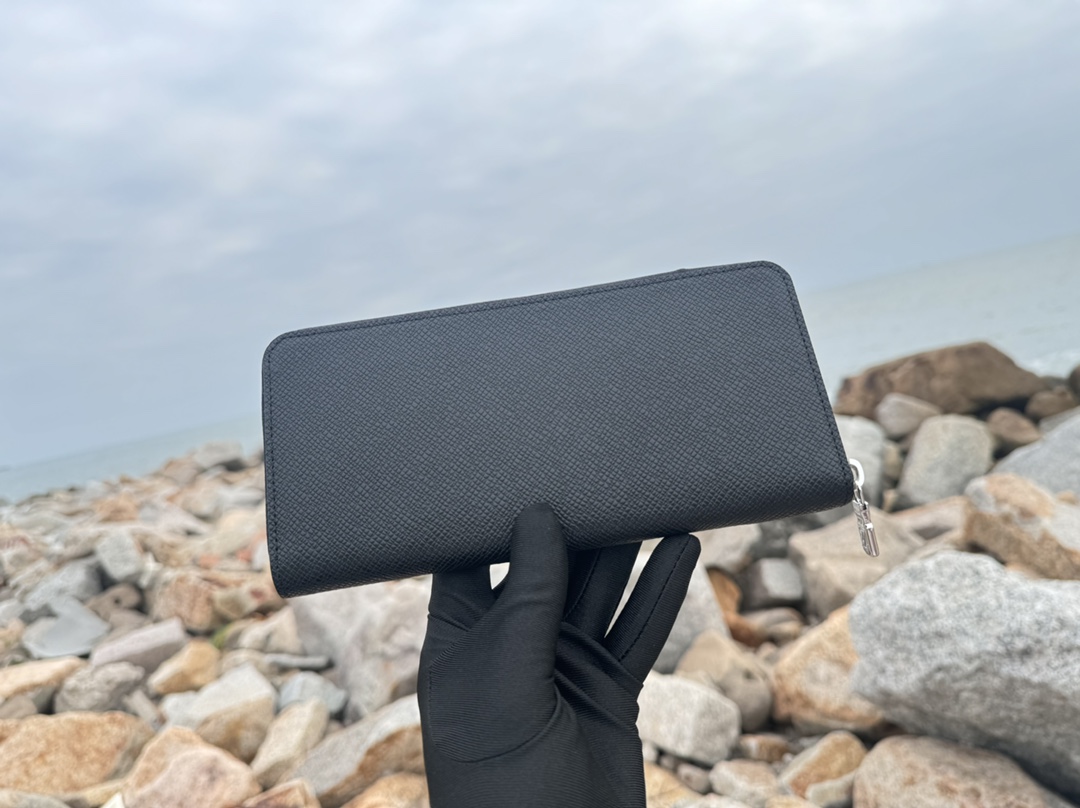 Louis Vuitton Basic Bag Silver M-l